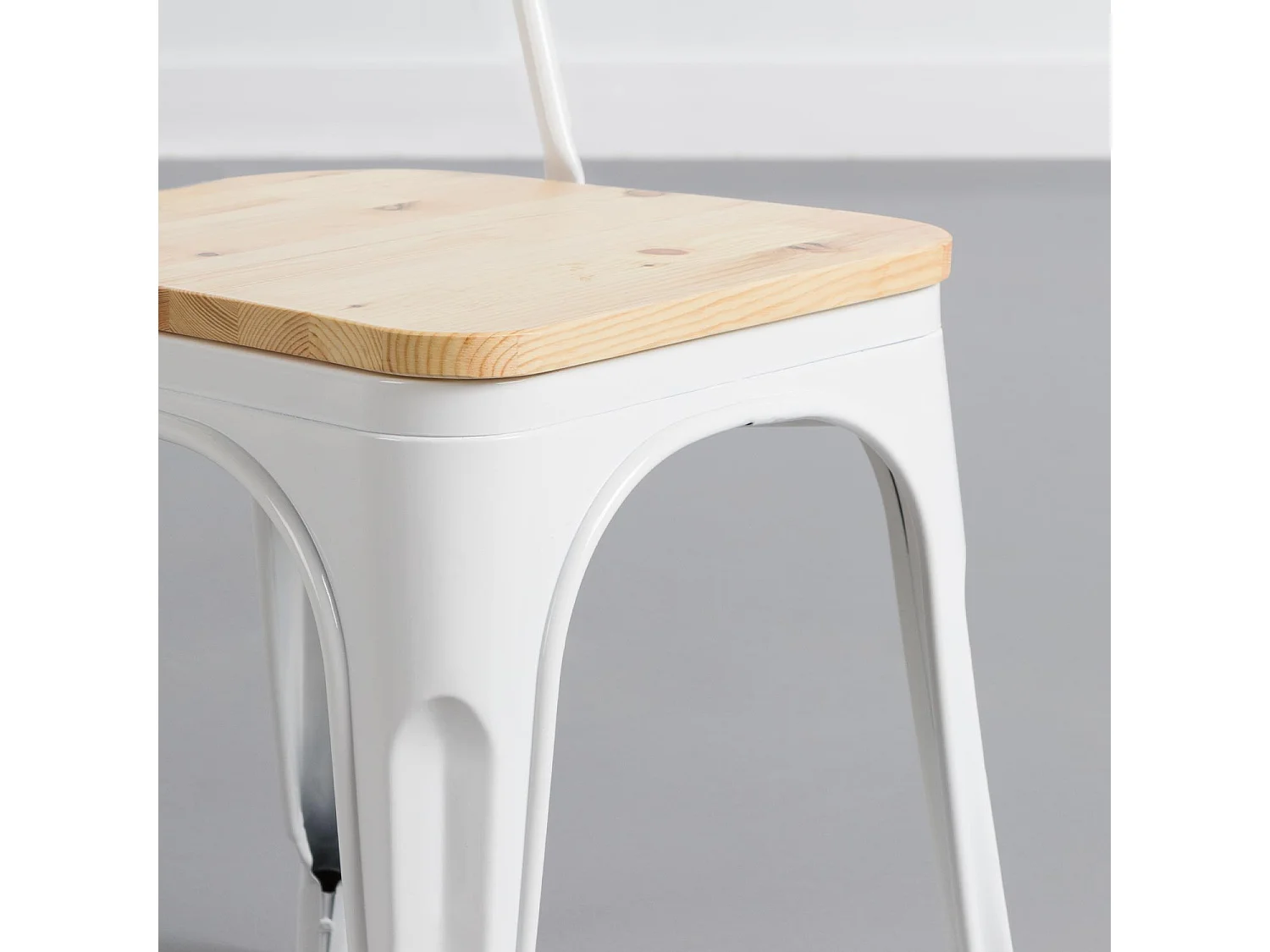 Pack 4 Sillas Industriales Strong con Asiento de Madera 44x43x84cm Thinia Home