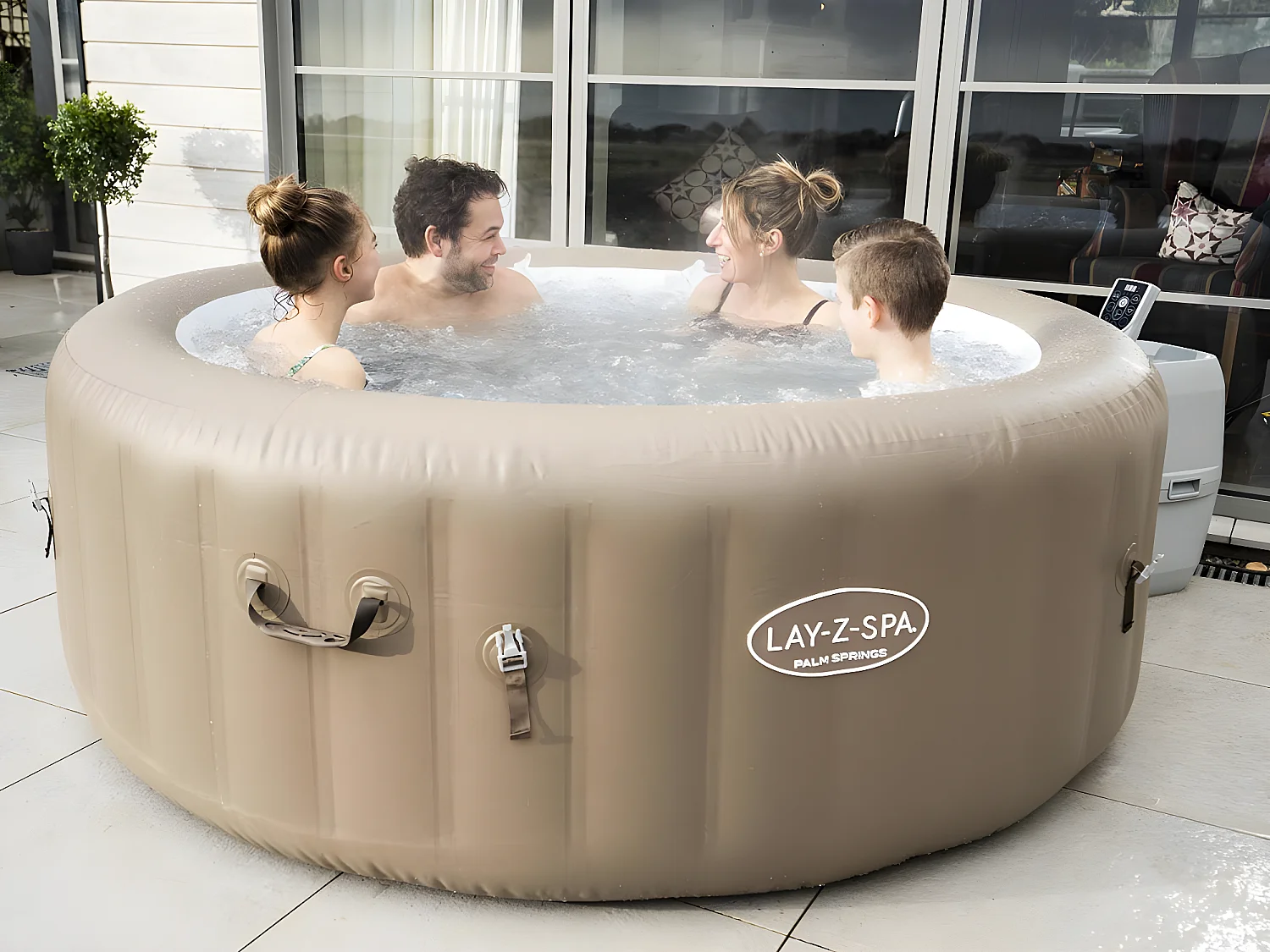 Spa Hinchable Bestway Lay-Z-Spa Palm Springs Ø196x71 cm para 4-6 Personas con Airjet y Cobertor