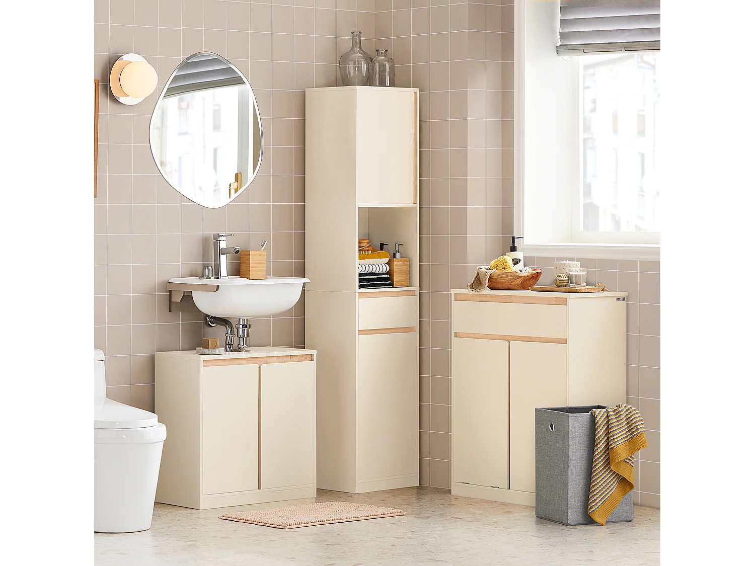 Mobile bagno salvaspazio Mobile alto con 2 ante Mobile a colonna bagno angolare Beige 35x33x170cm BZR80-MI