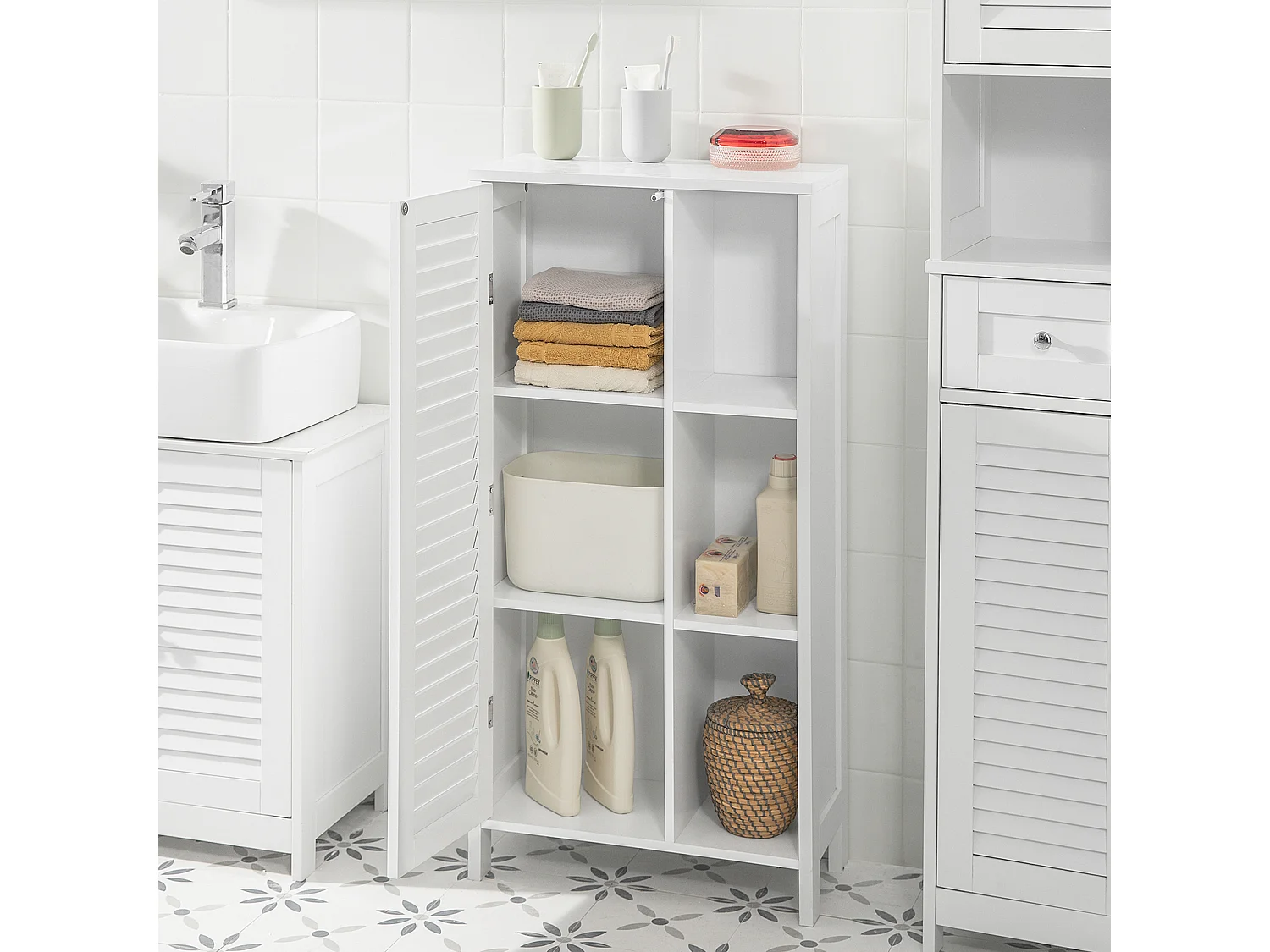 Armario con Pie Mueble Auxiliar para Baño Armario de Baño con 1 Puerta y 3 estantes Blanco 48x24x96 cm BZR39-W SoBuy ES