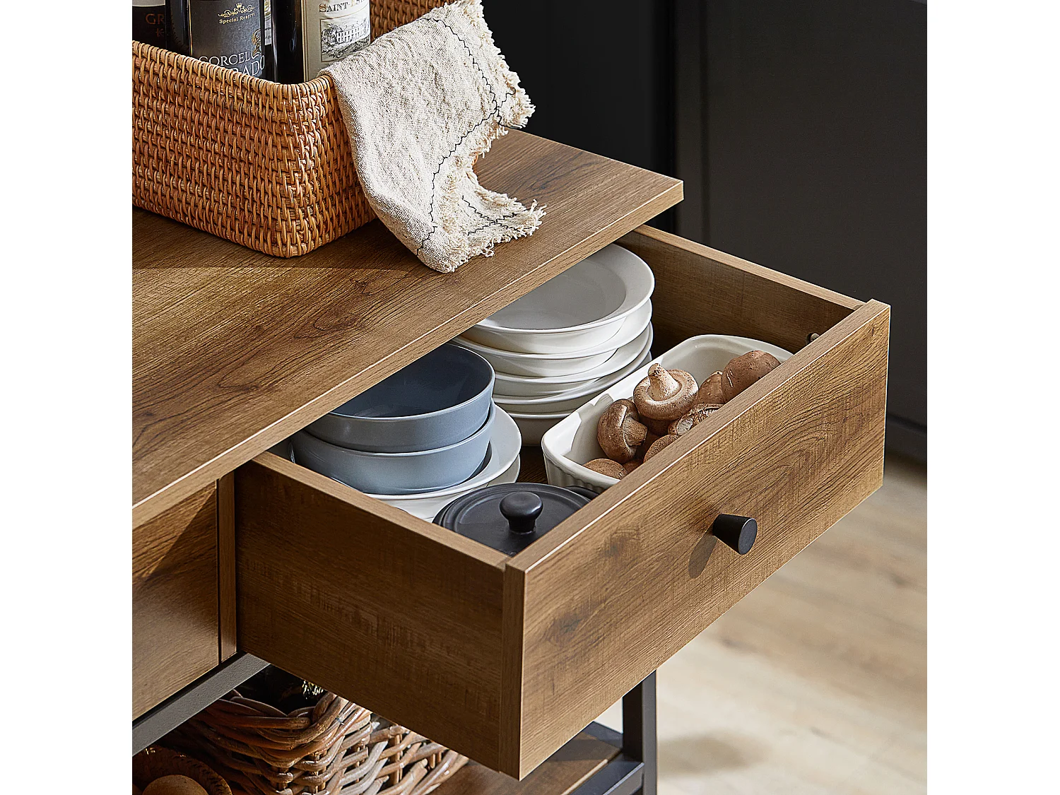 SoBuy FKW112-PF Keukentrolley Op Wieltjes - Multifunctionelle trolley â€“ Serveerwagen - Keukenkast met 2 Lades en 2 Planken - IndustriÃ«le Stijl