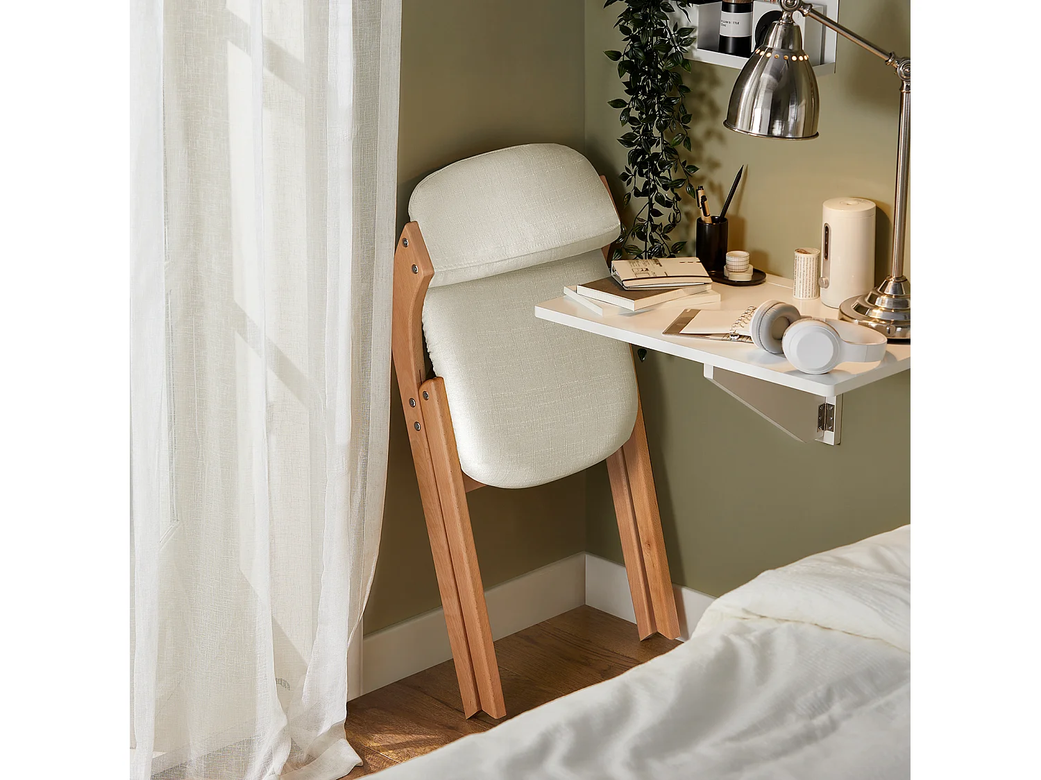 SoBuy Chaise Pliante en Bois avec Assise et Dossier Rembourrés Confortable Fauteuil Chaise pour Cuisine, Bureau, Salle à Manger, etc. 47 x 60 x 77 cm, FST92-W