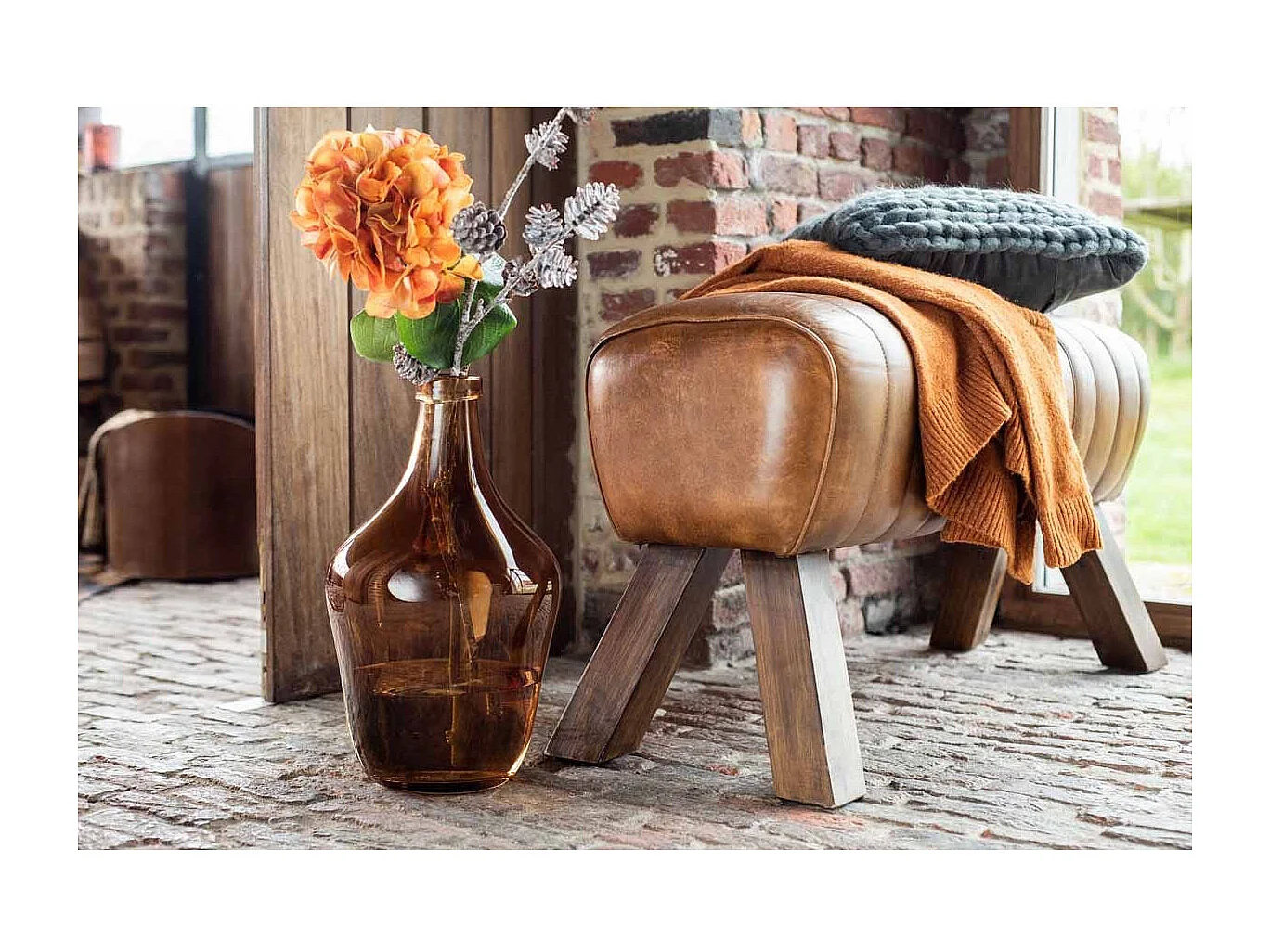 Banc Déco "Gymnastique" 91cm Cognac
