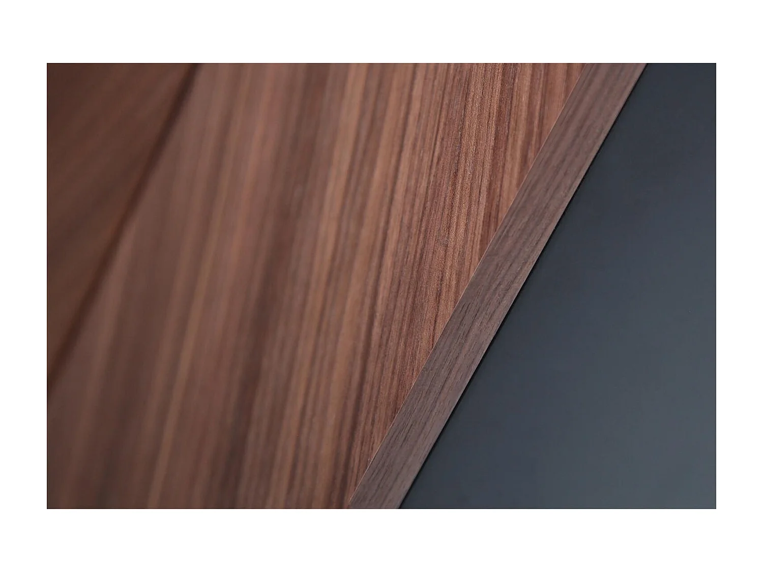 Meuble d'appoint vintage avec placard SEQUOIA