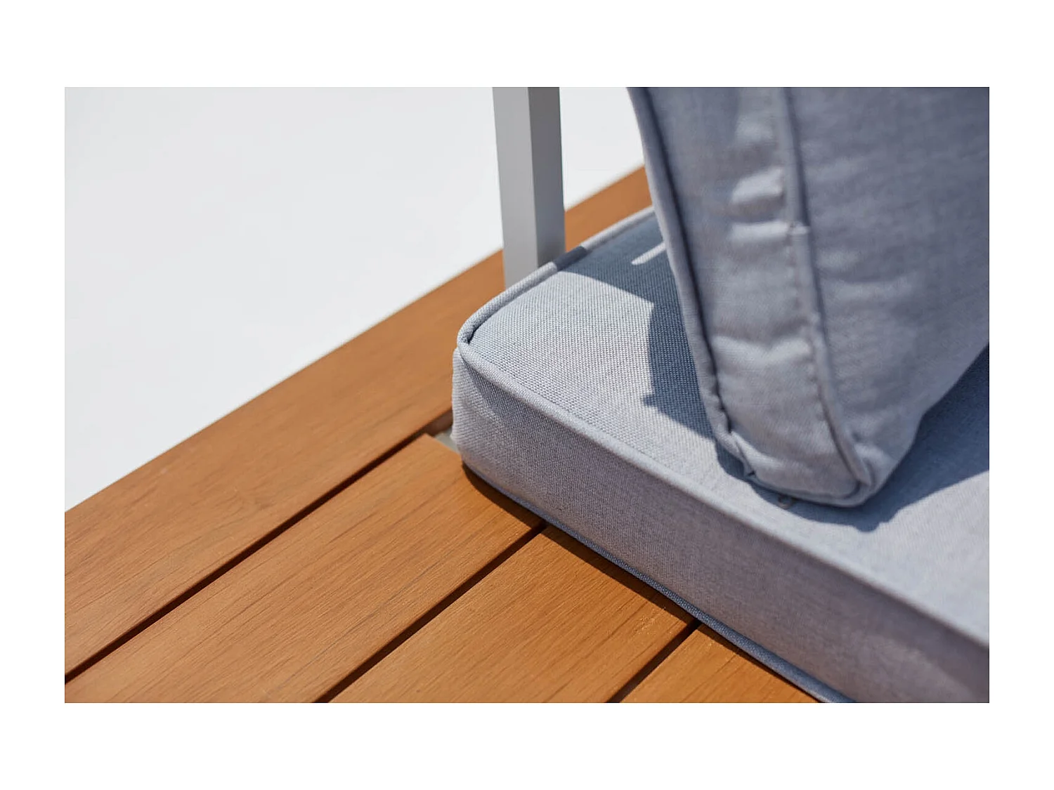 Salon de jardin bas 5 places en aluminium gris et blanc FIRA