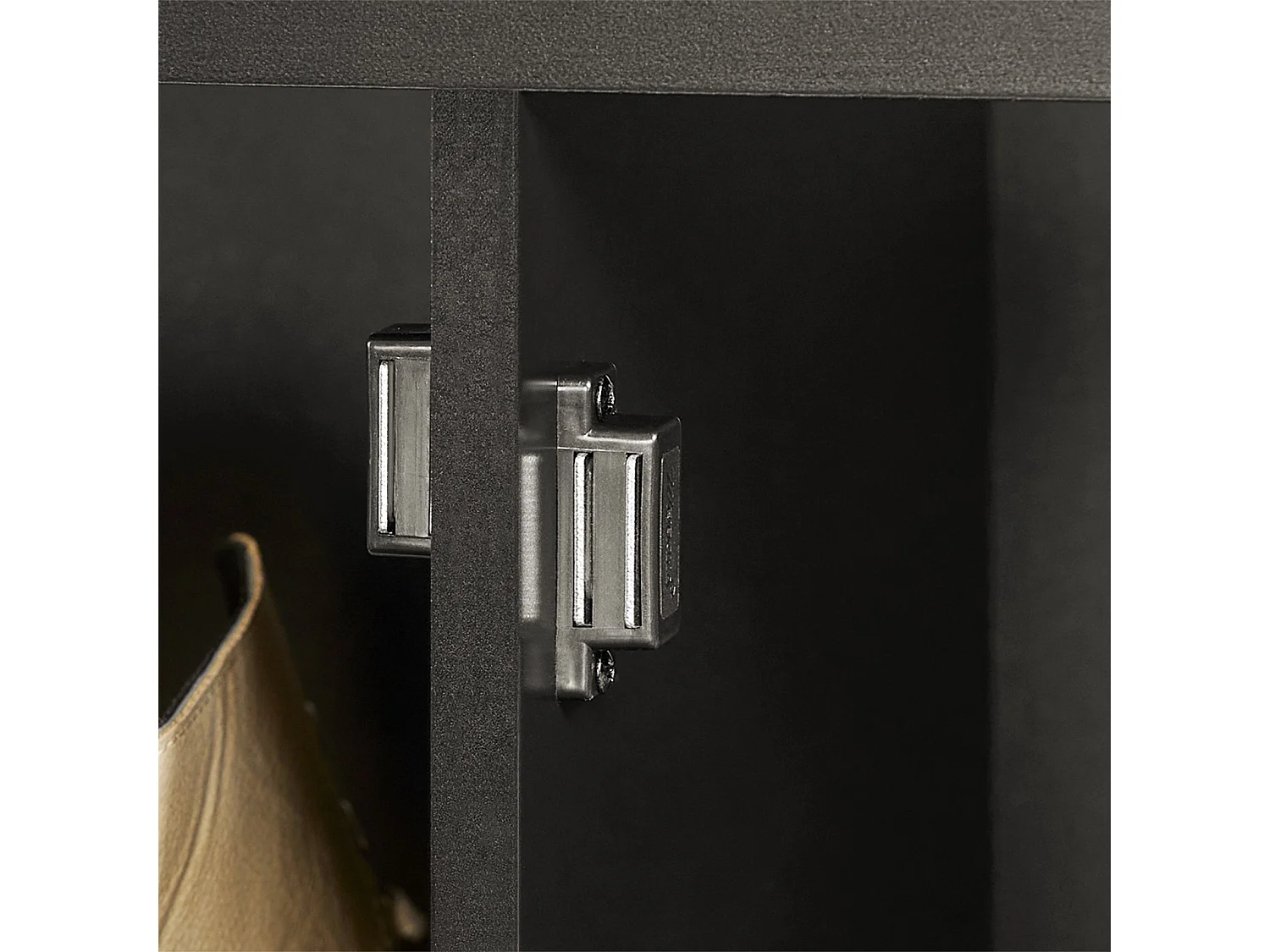 SoBuy FSR63-Sch Schoenenbank Schoenenkast Schoenenrek Garderobebank Opbergruimte met zitkussen - 2 Deuren - Zwart