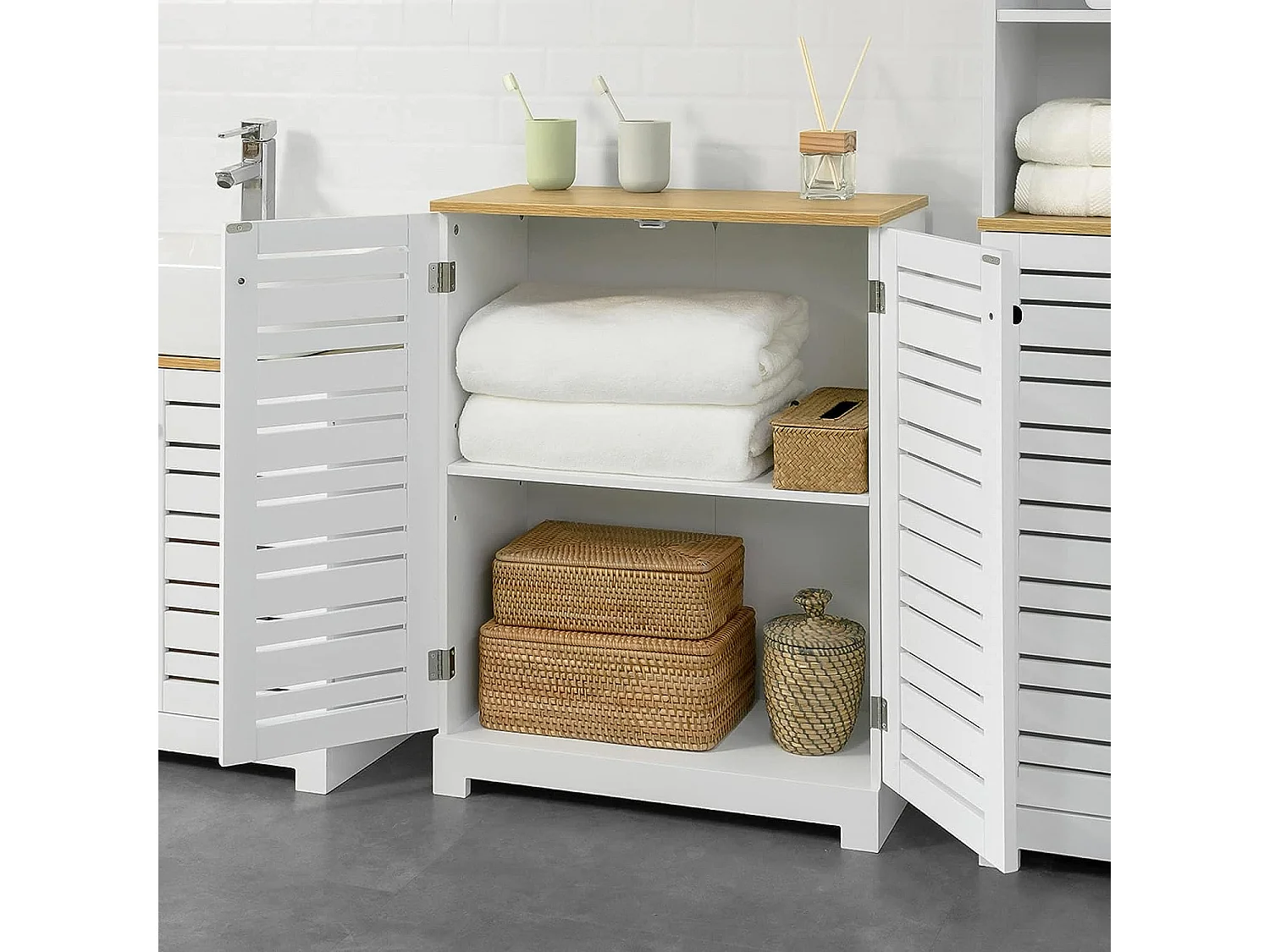 Meuble Bas Placard De Rangement Armoire Meuble De Salle De Bain Avec 2 Portes Persiennes, BZr41-w