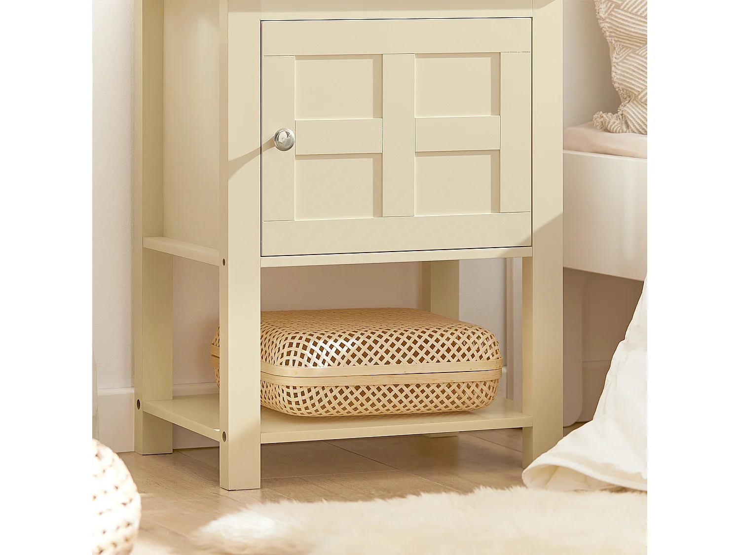 SoBuy FBT113-MI Nachtkastje, Bijzettafel, Lage Tafel, Opbergtafel met 1 Deur en 1 Opbergplank voor Slaapkamer, Woonkamer of Kantoor