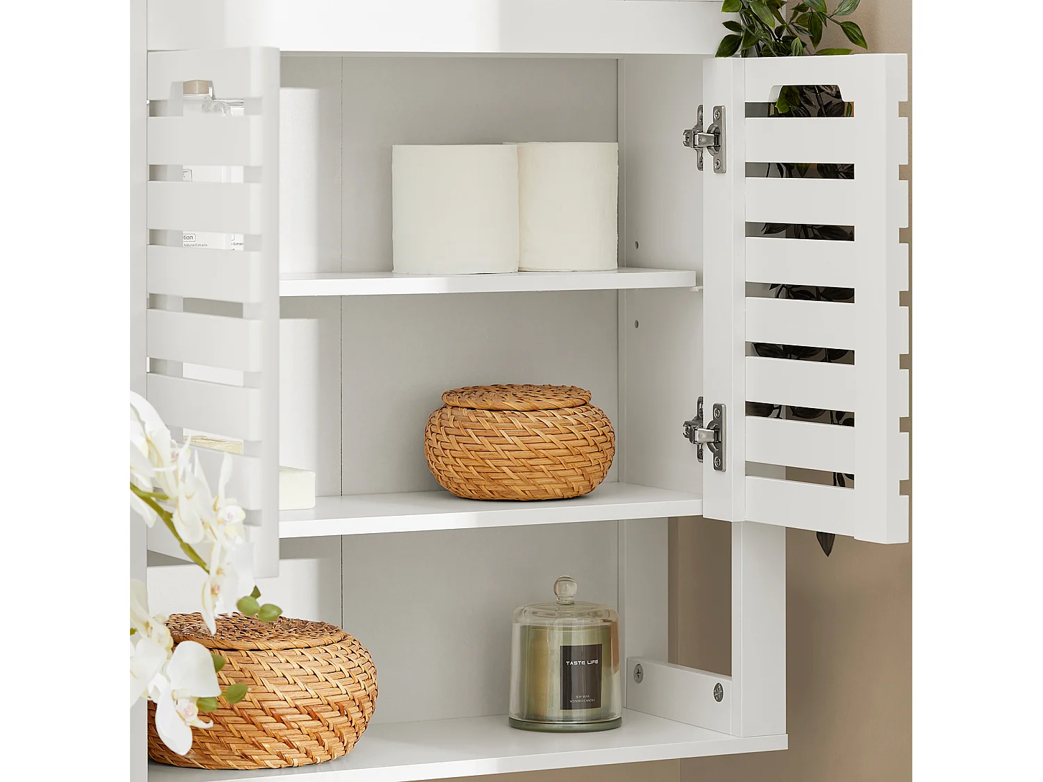 SoBuy BZR51-W Badkamer Wandkast, Hoge Kast, Hangkast, Badkamerkast Hangend, Badkamer Opbergkast met 3 Planken en 2 Deuren