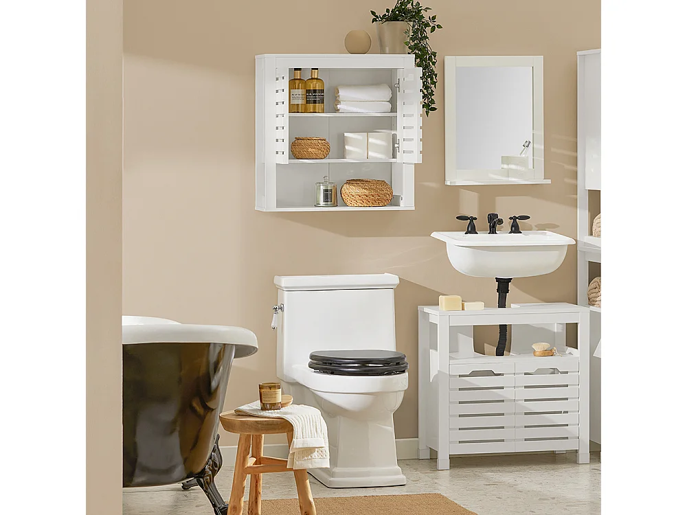 SoBuy BZR51-W Badkamer Wandkast, Hoge Kast, Hangkast, Badkamerkast Hangend, Badkamer Opbergkast met 3 Planken en 2 Deuren
