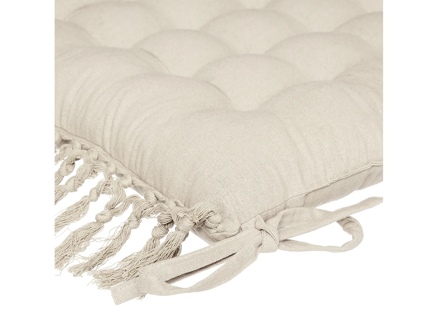 Silla con diseño de macramé 40 x 40 cm