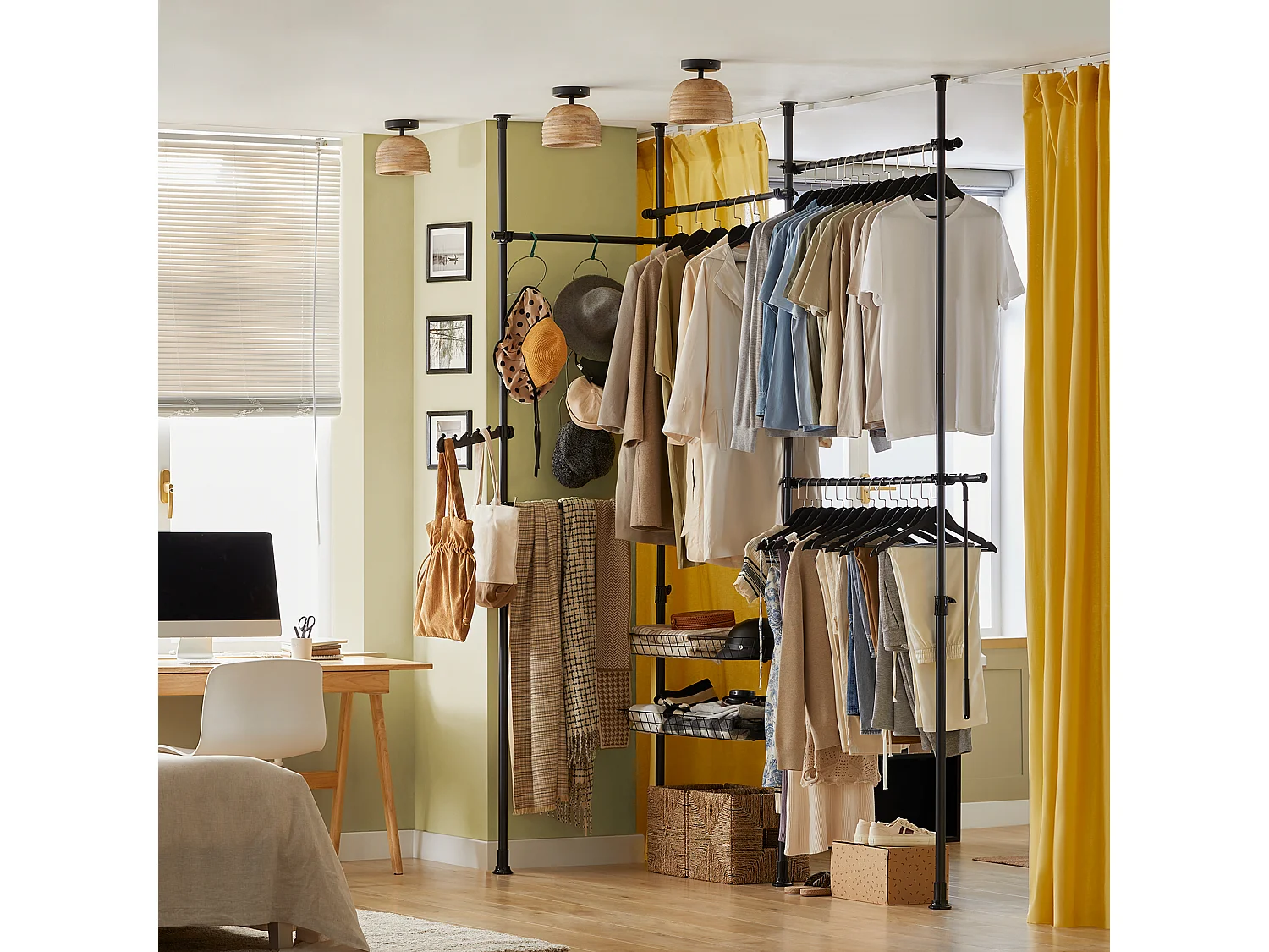 SoBuy KLS04-Sch Kledingrek Klerenrailsysteem Opbergsysteem Telescopisch Kledingrek