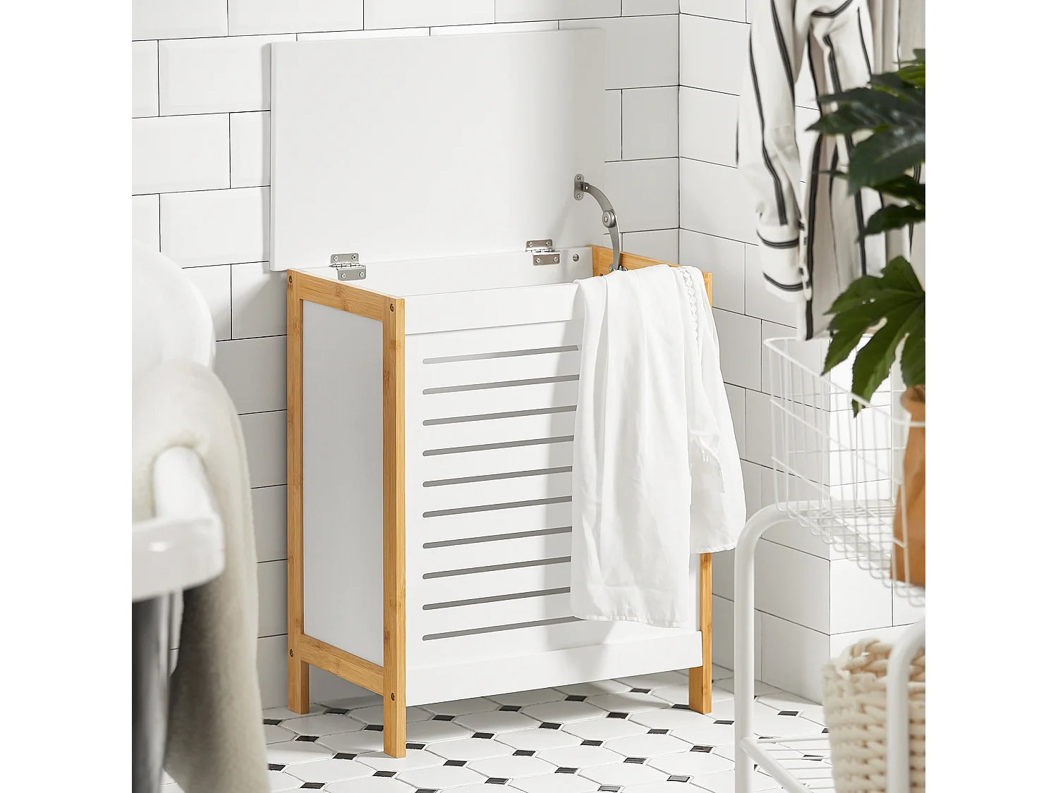 SoBuy FSS66-WN Badkamerkast Opbergkist Wasmand Wasbox Wasverzamelaar Waston met Deksel wit