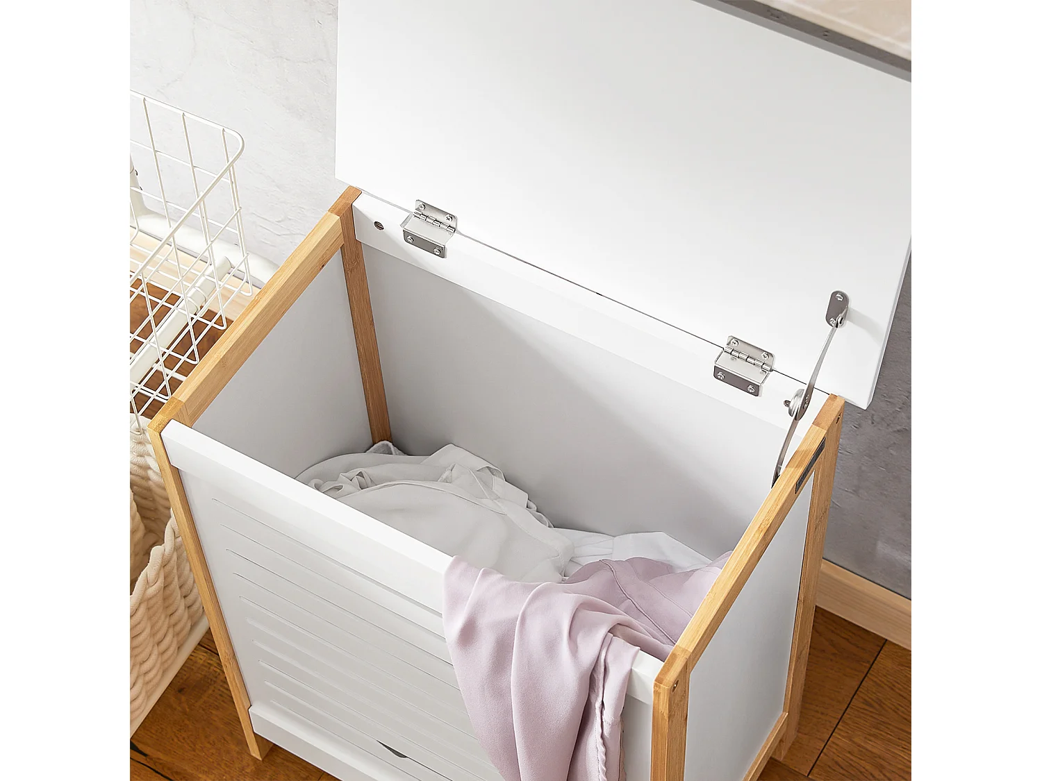 SoBuy FSS66-WN Badkamerkast Opbergkist Wasmand Wasbox Wasverzamelaar Waston met Deksel wit