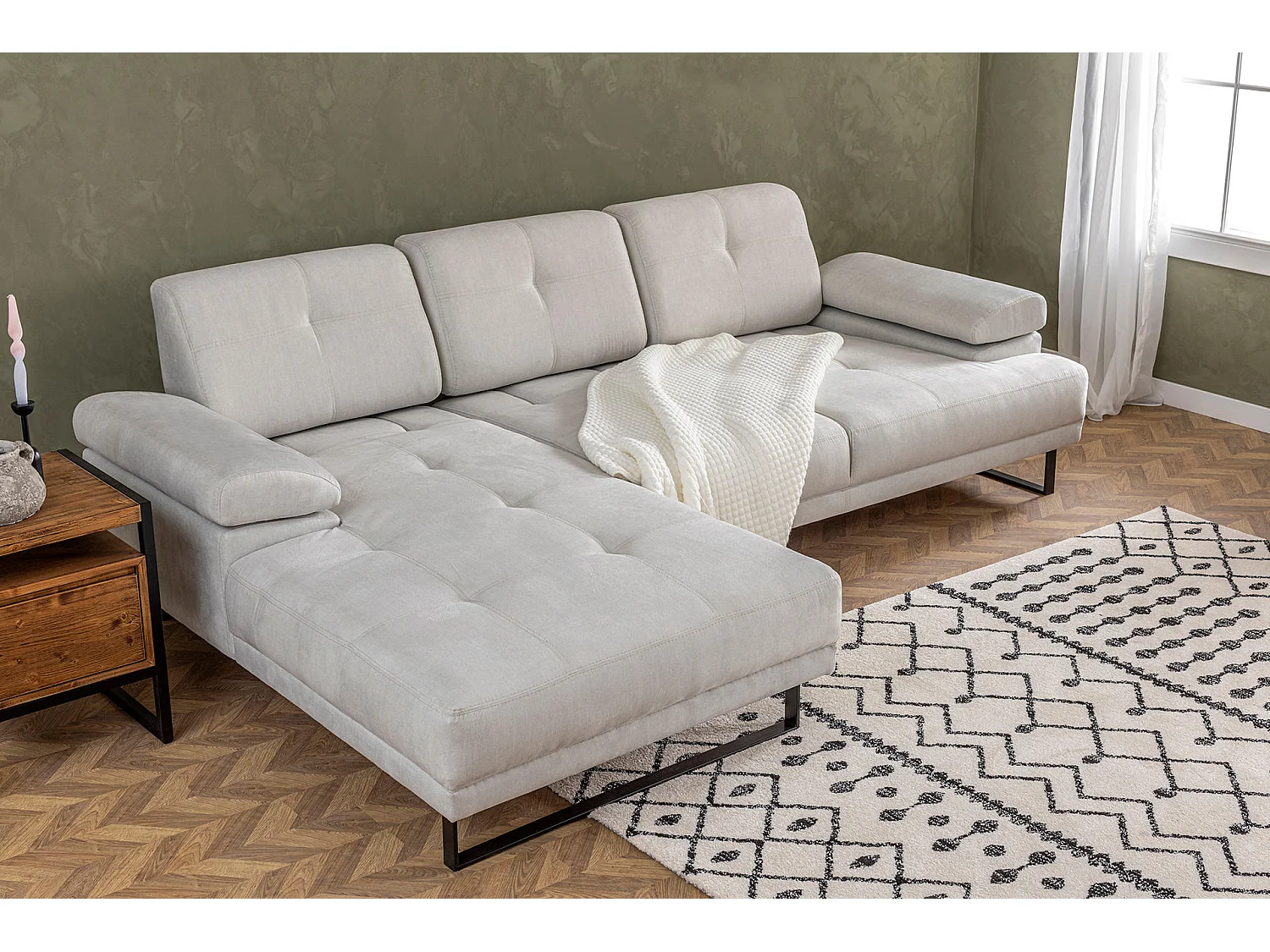 Moderne hoekbank links zacht lichtbeige stof zwart metalen poten Kustone 274 cm