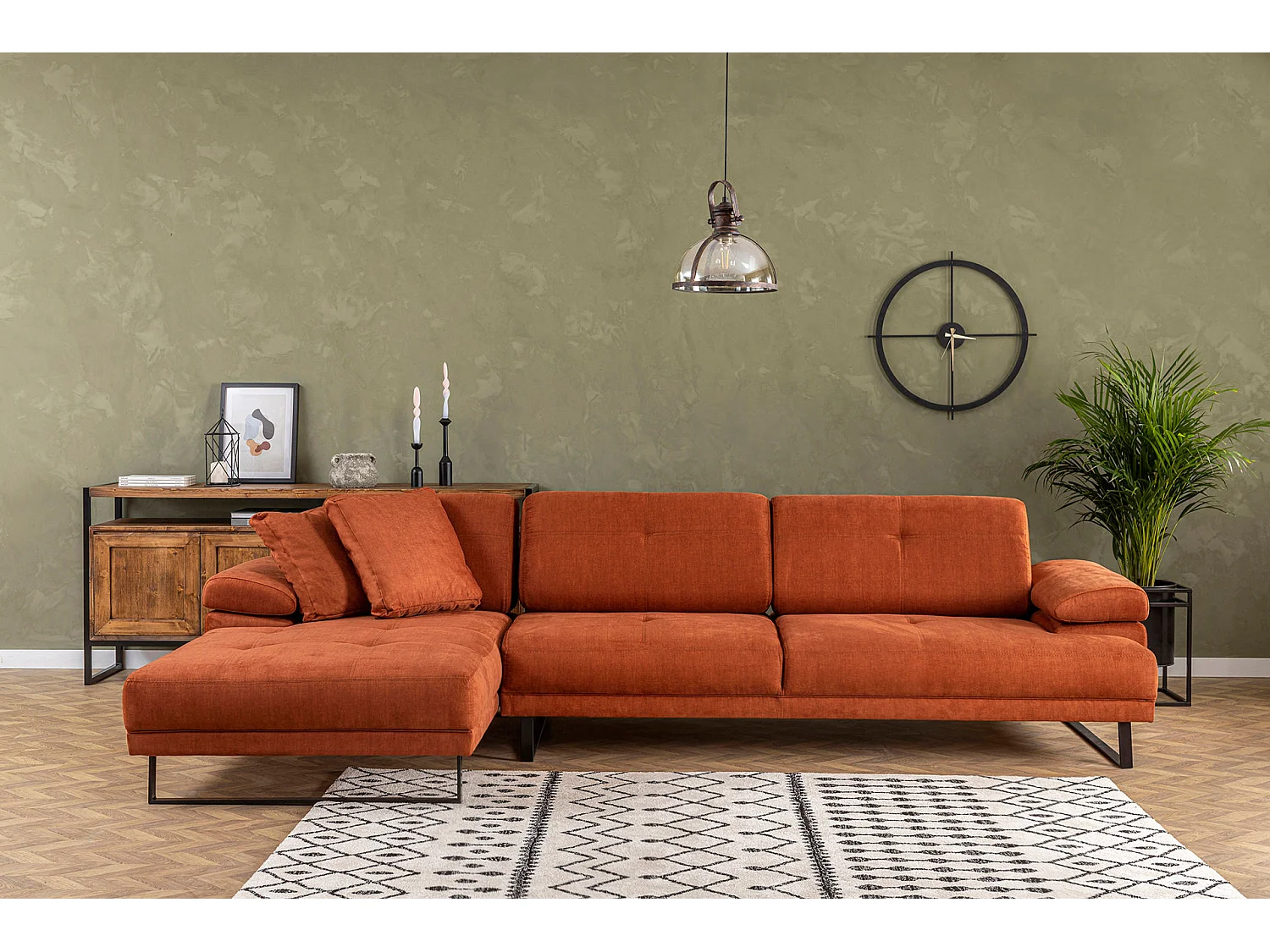 Moderne hoekbank links zacht oranje stof zwart metalen poten Kustone 274 cm