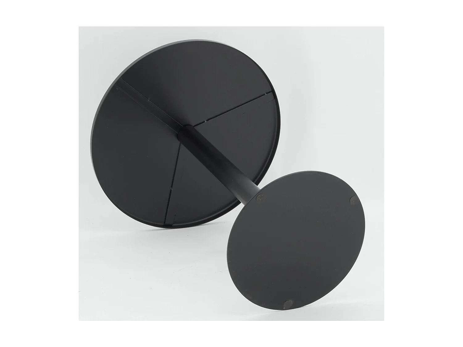 Table d'appoint en métal Guéridon