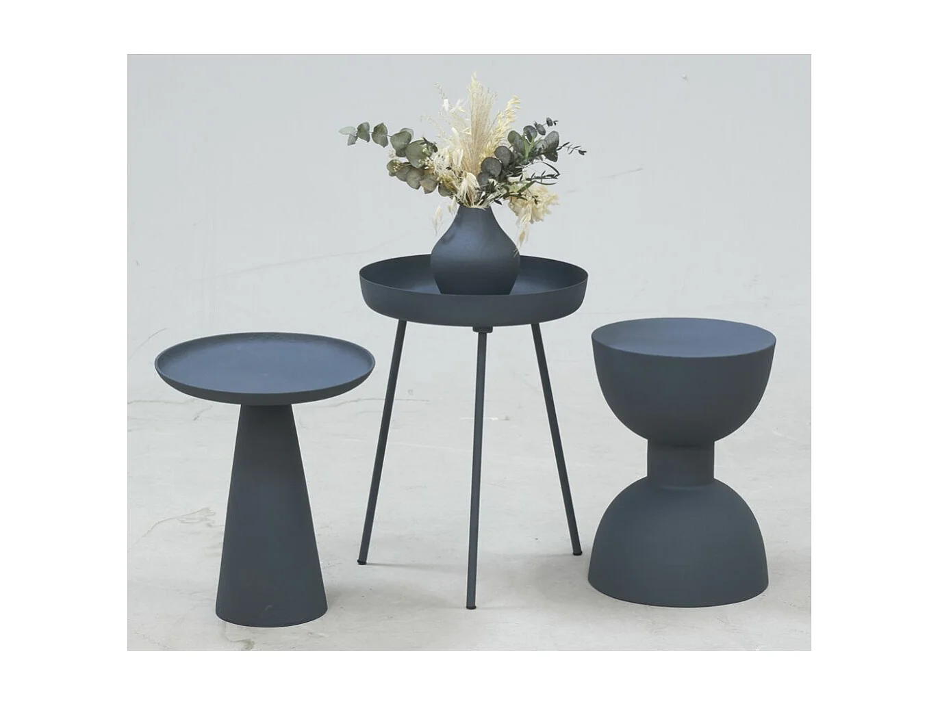 Table d'appoint en métal Orso Bleu