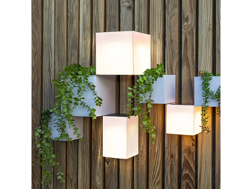 Applique murale recharge solaire Wally 12 x 12 x 18 cm