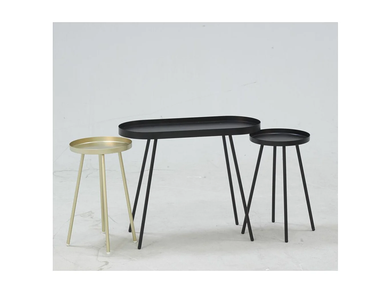 Table basse ovale en métal noir 70 x 30 x 57 Noir