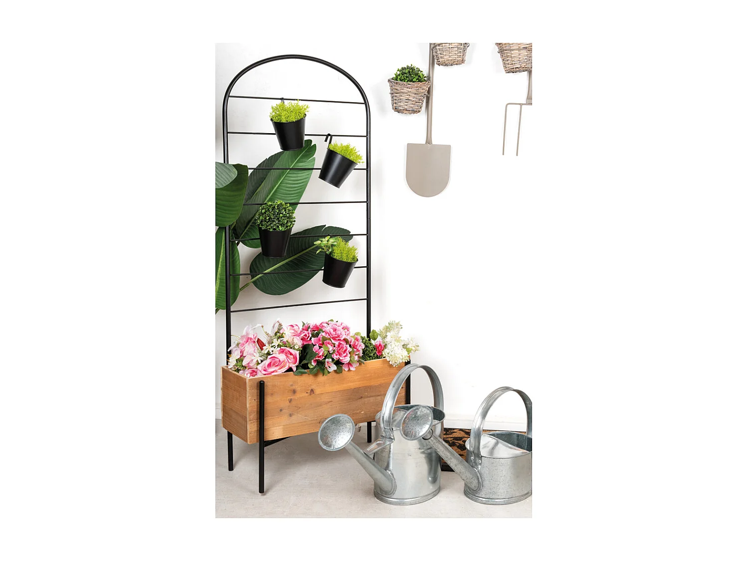 Jardinière en bois avec treillis en métal + 4 seaux