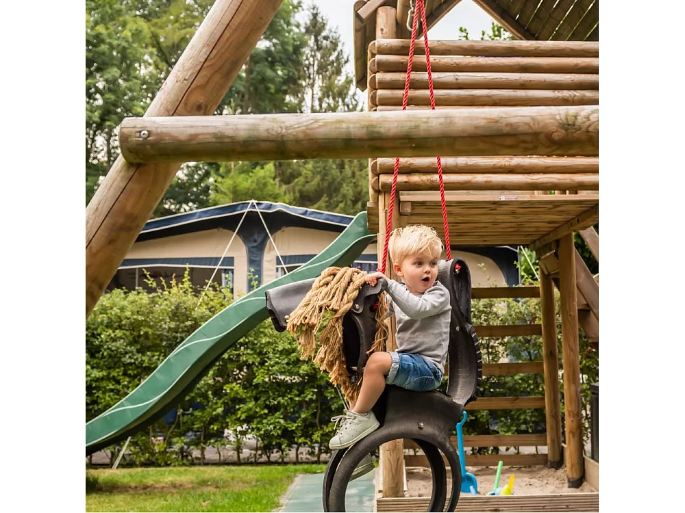 Altalena per cavalli con pneumatici