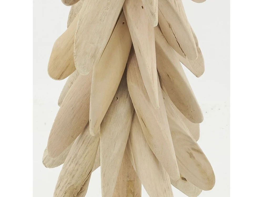 Sapin en bois sur pied