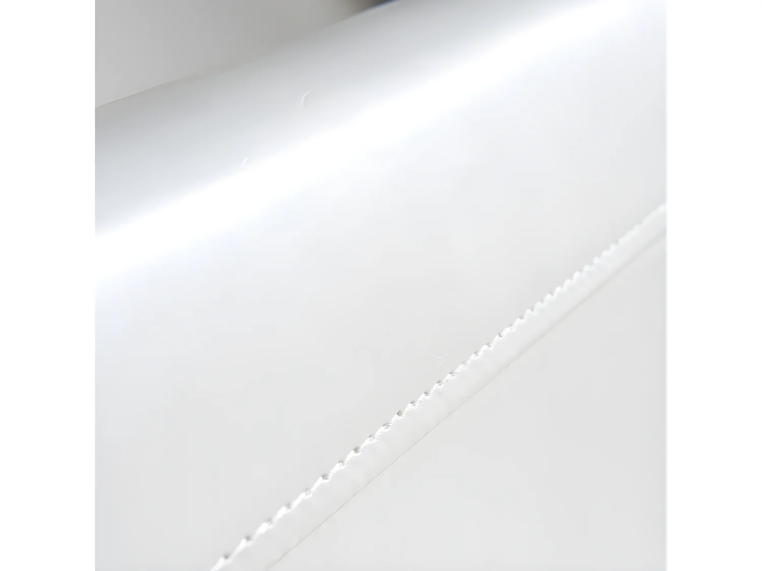 Chaise dossier haut blanc PU Guevara