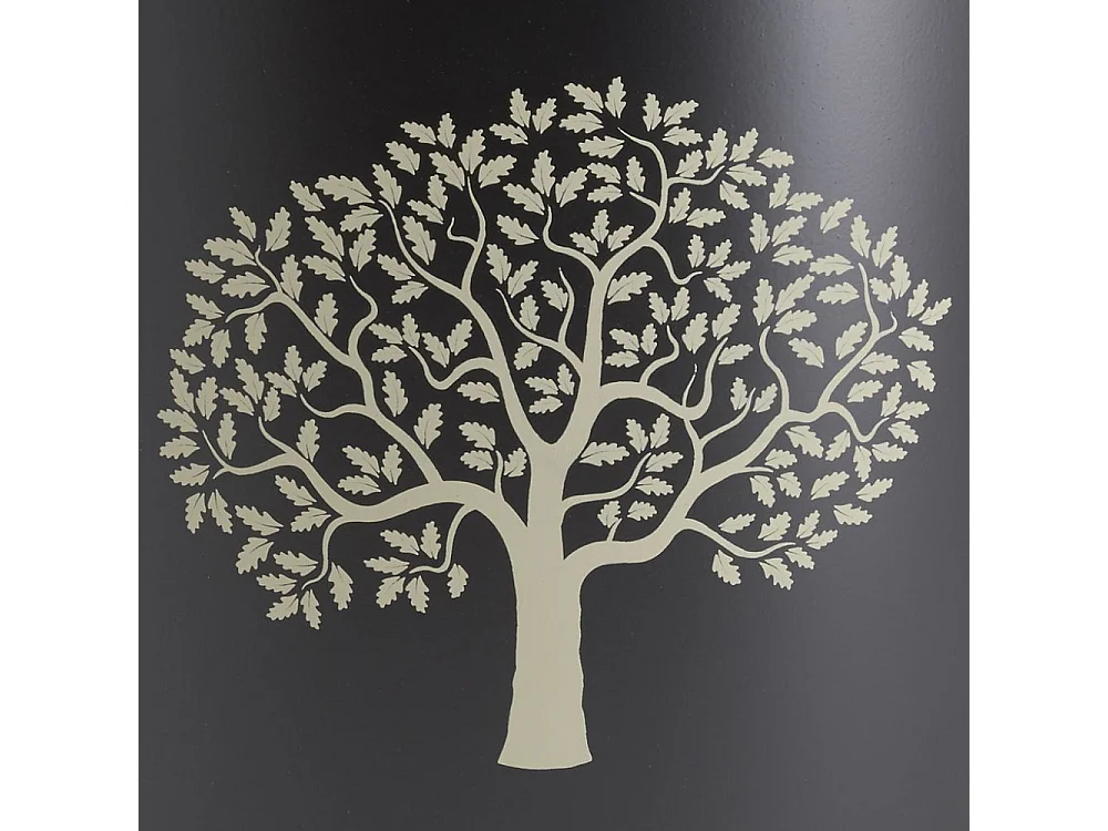 Pelleteimer aus schwarzem Metall