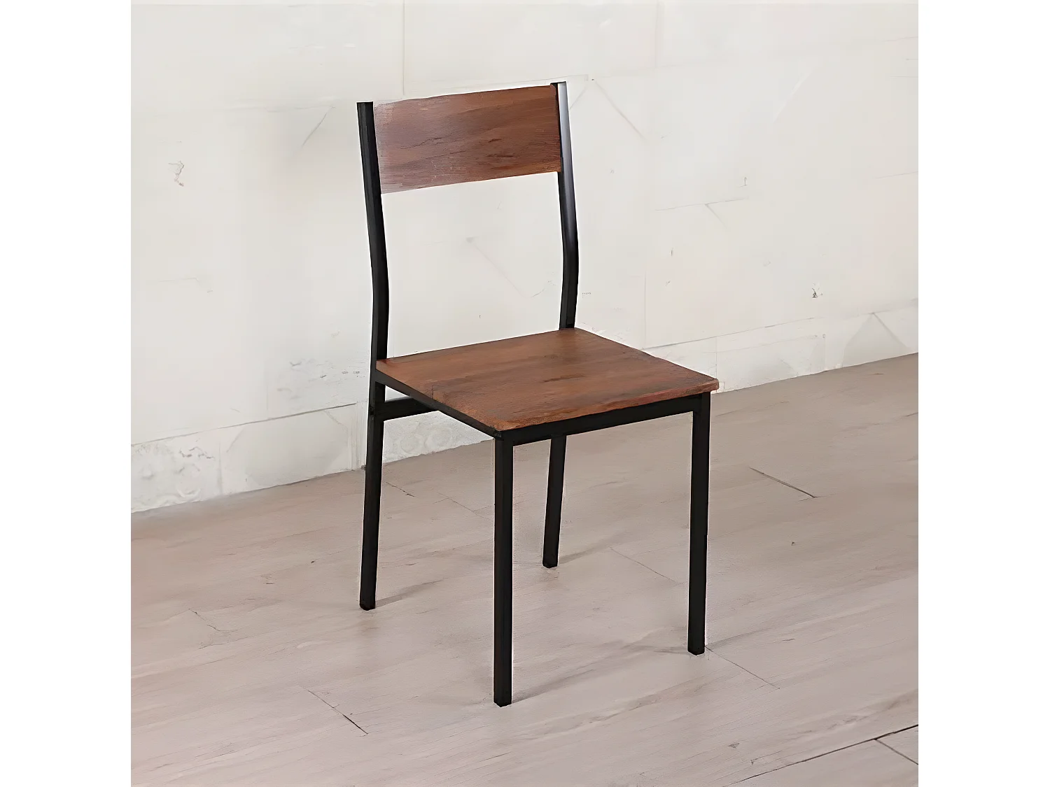 Ensemble table + 4 chaises métal et effet bois