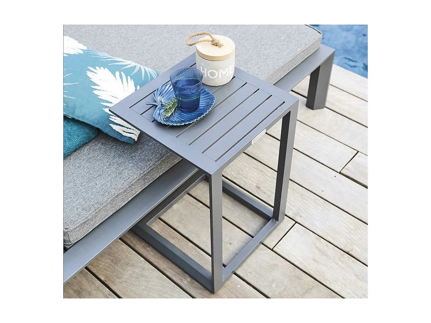 Table d'appoint en aluminium gris Graphite Evasion - Hespéride