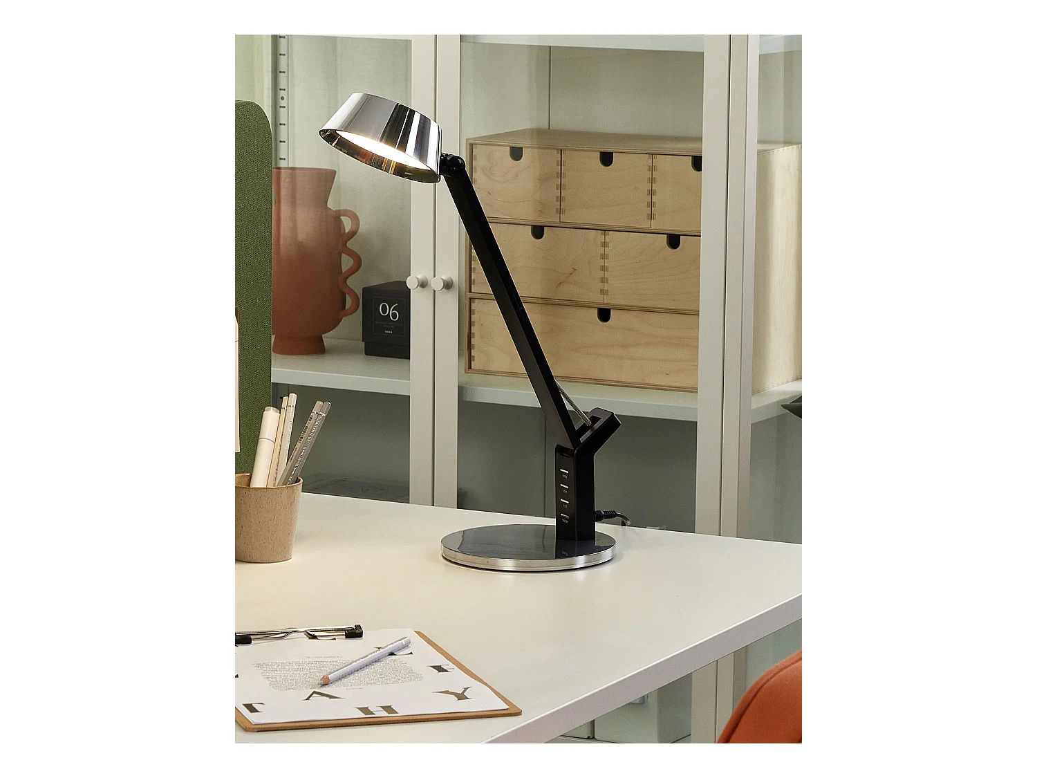 LED Schreibtischlampe CHAMAELEON mit Dimmer Metall Silber