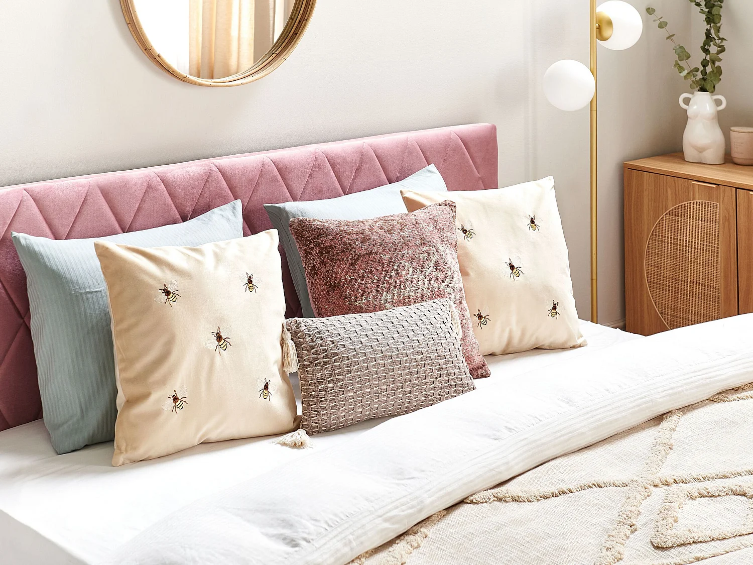 Lot de 2 coussins décoratifs TALINUM Velours 45 x 45 cm Beige Motif animal