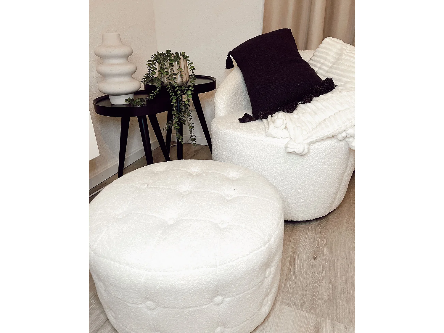 Pouf TAMPA Bouclé Blanc 55 cm 55 cm 30 cm