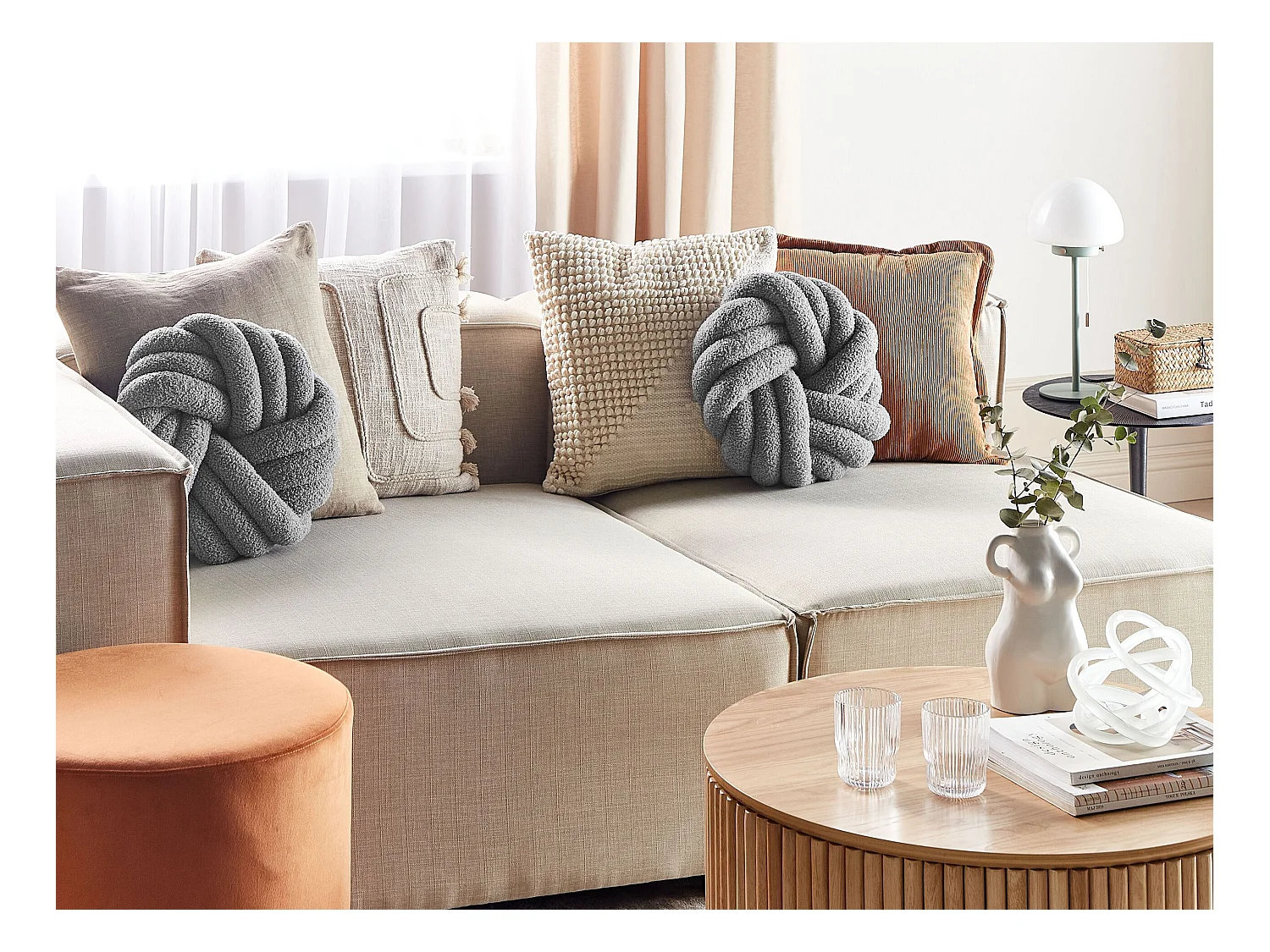 Modernes Knotenkissen Grau Bouclé Plüsch Geflecht 31 x 31 cm Akola