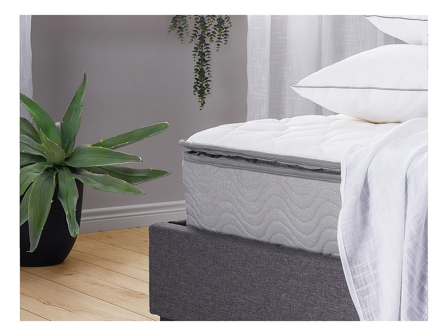 Bequeme Taschenfederkernmatratze hard weiß/hellgrau 140 x 200 cm Splendour