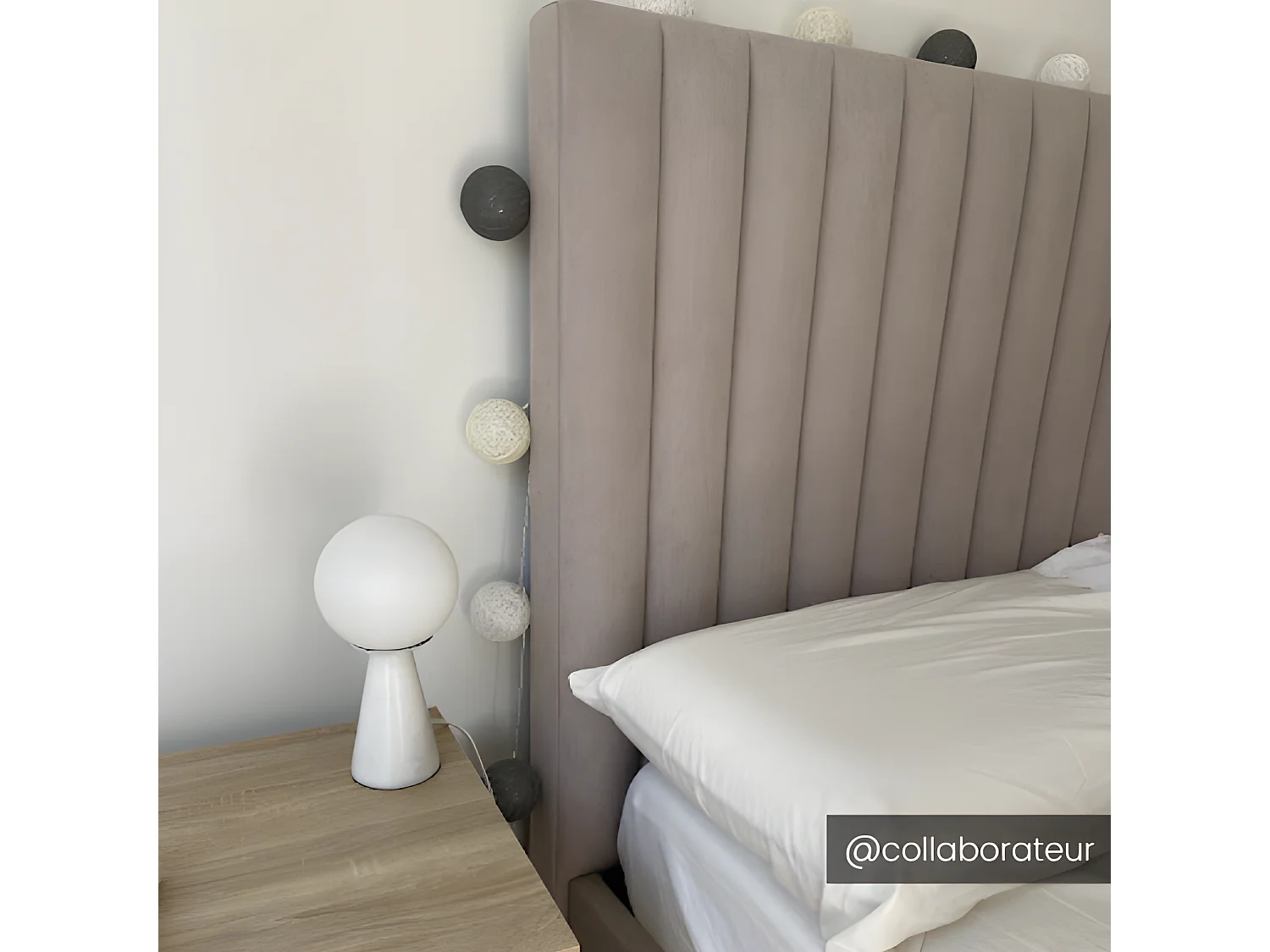 Letto contenitore con testata e cuciture verticali 140 x 190 cm Tessuto Beige + Materasso SARAH