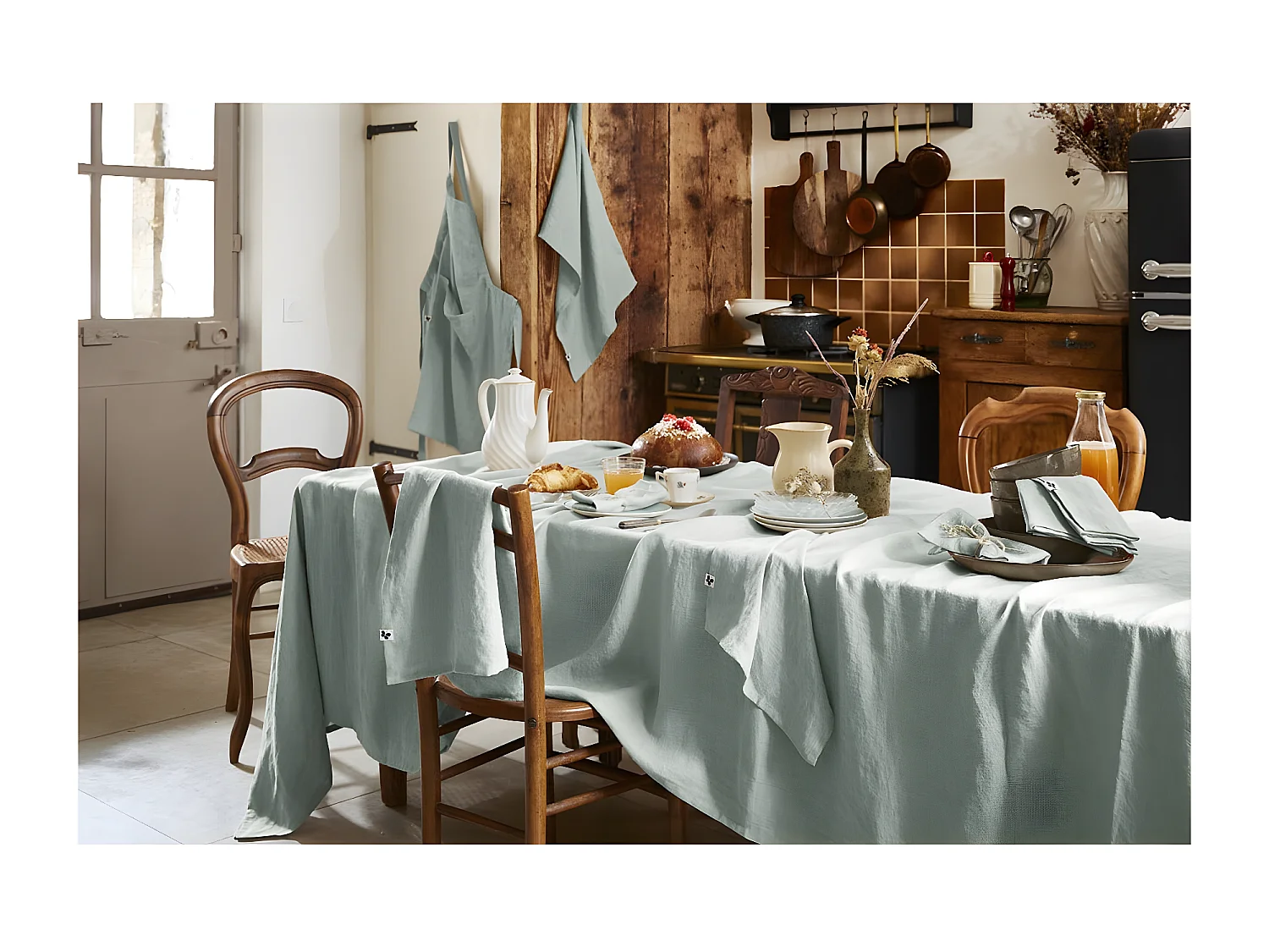 MARGAUX - Nappe Rectangulaire 170x250cm Lin Lavé Coloris Eucalyptus