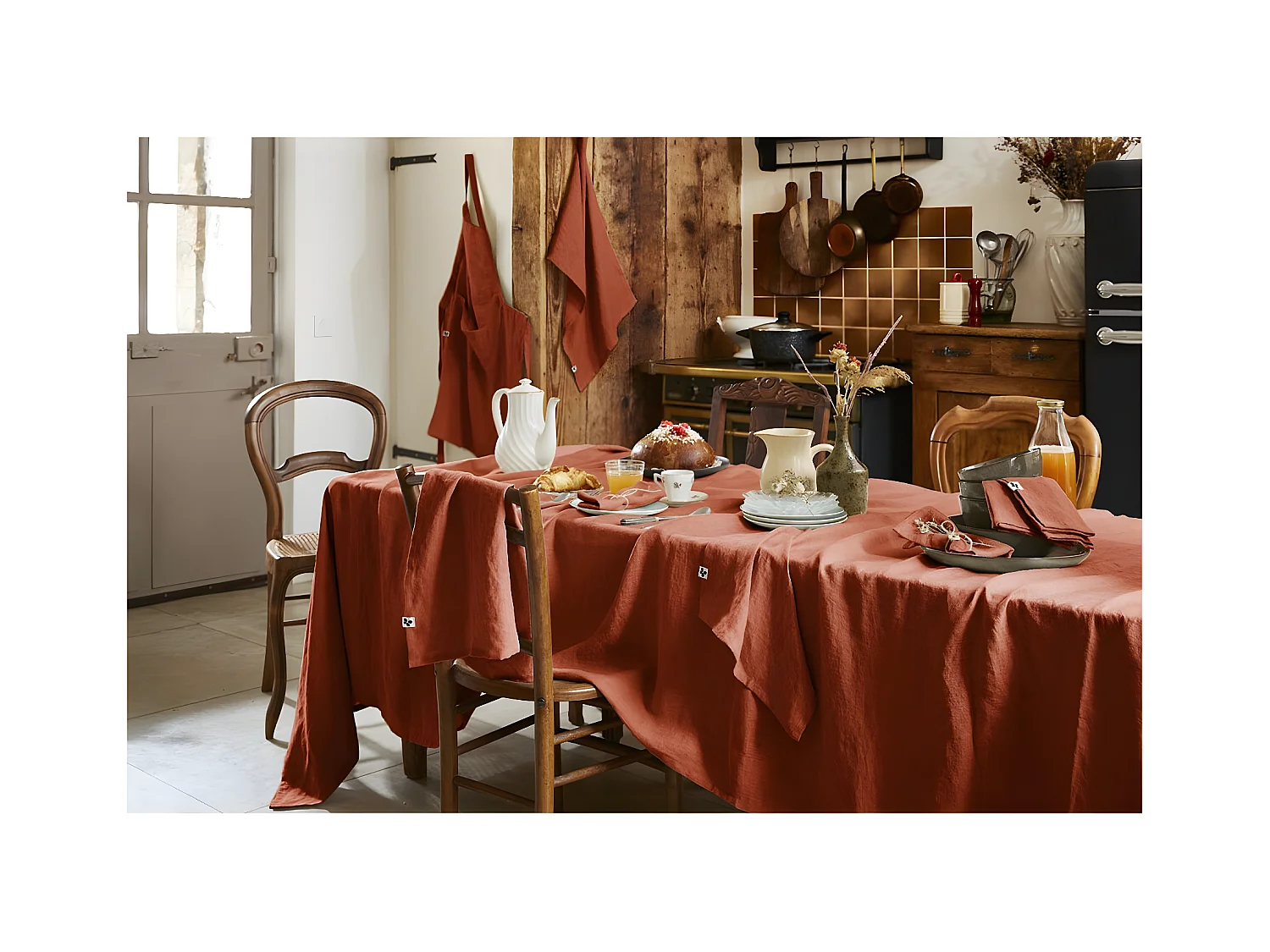 MARGAUX - Nappe Rectangulaire 170x250cm Lin Lavé Coloris Paprika