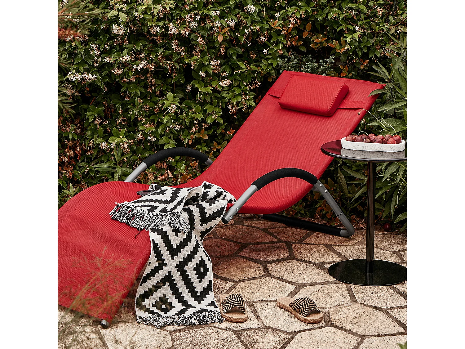 SoBuy OGS38-R Ligstoel Tuin Lounger Relaxstoel Schommelligstoel Zonnebed met Kussen Rood