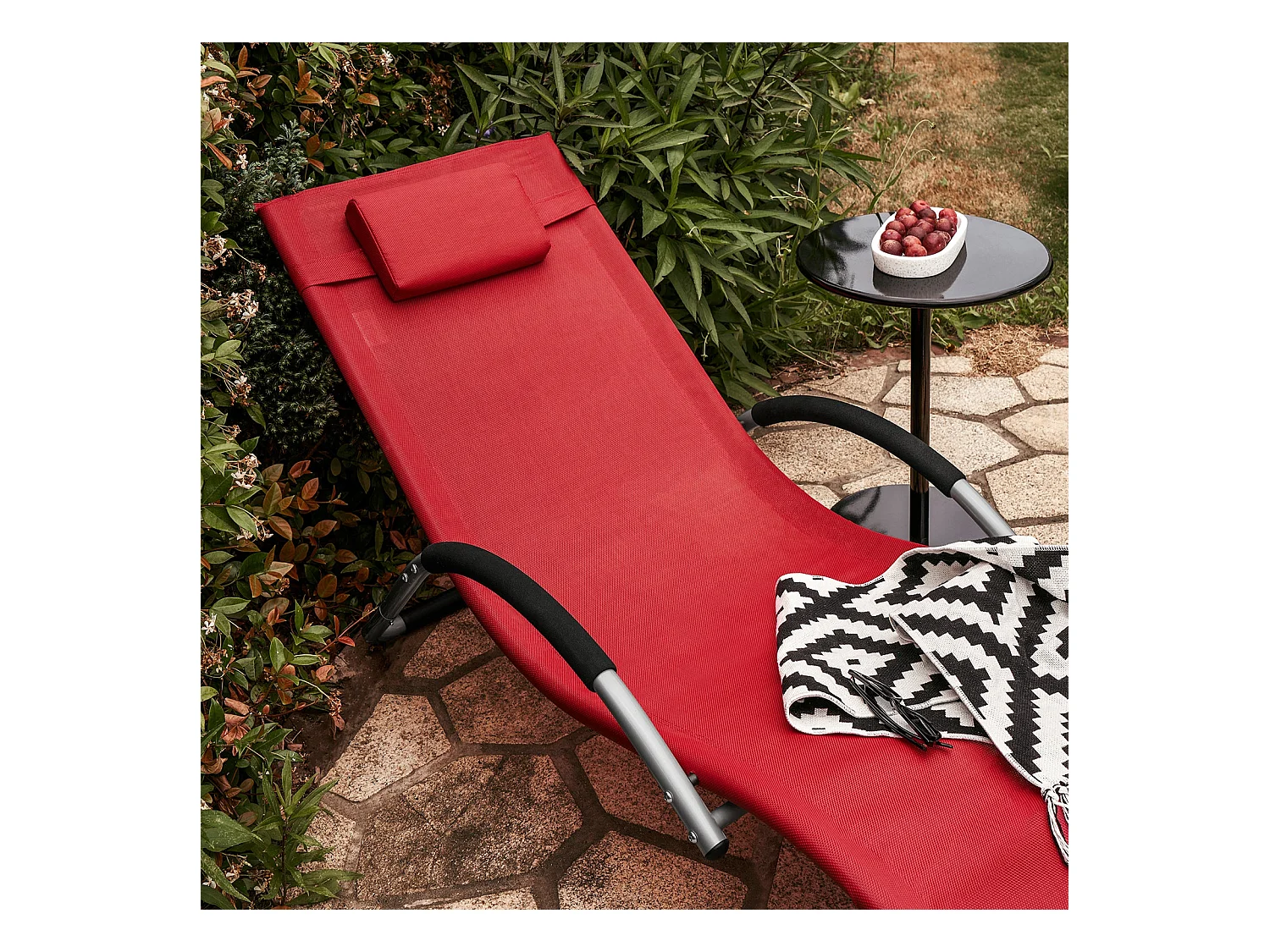 SoBuy OGS38-R Ligstoel Tuin Lounger Relaxstoel Schommelligstoel Zonnebed met Kussen Rood