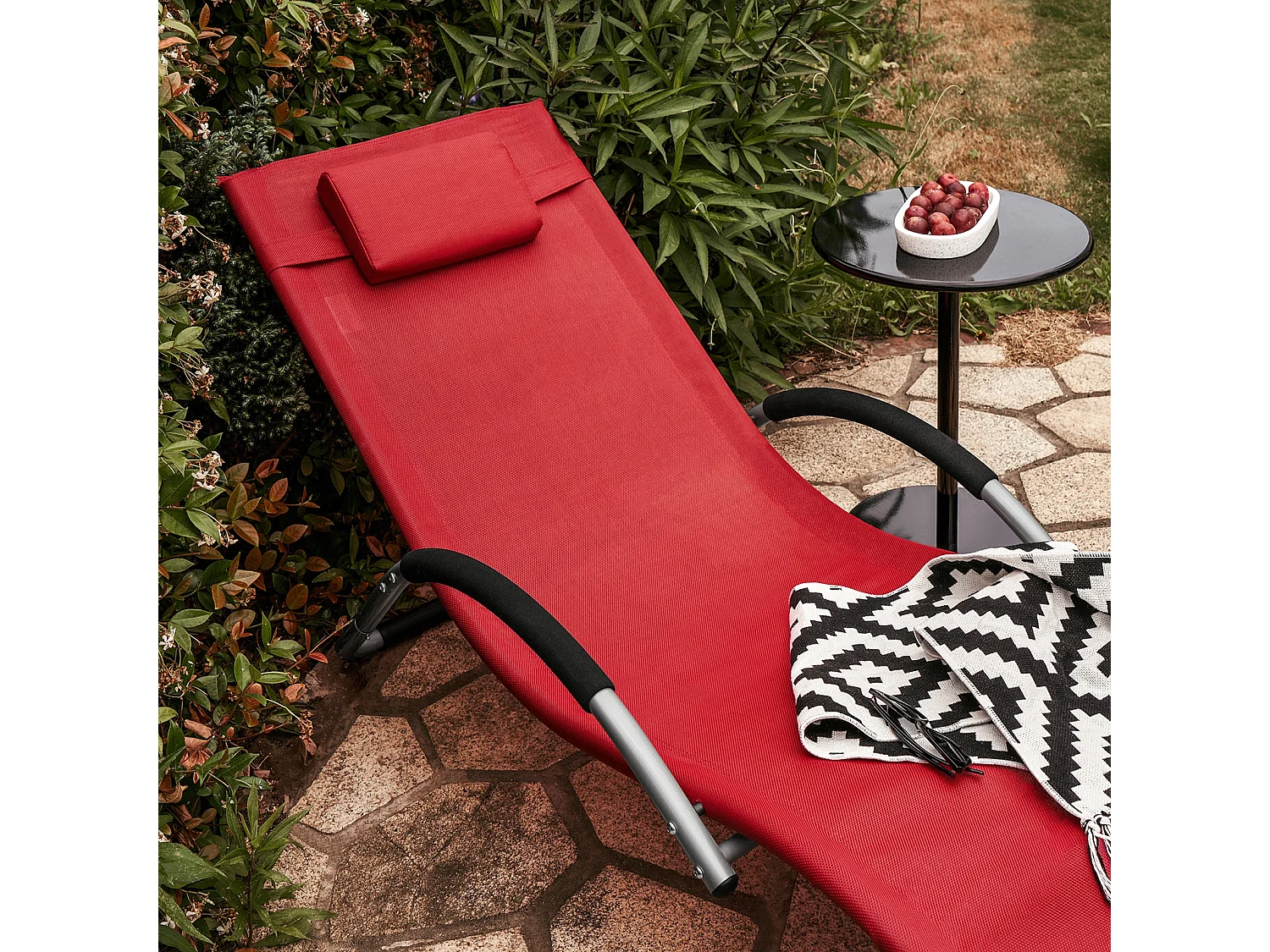 SoBuy OGS38-R Transat de Jardin Chaise Longue Bain de Soleil avec Appui-tête- Charge Max 120 kg, Rouge