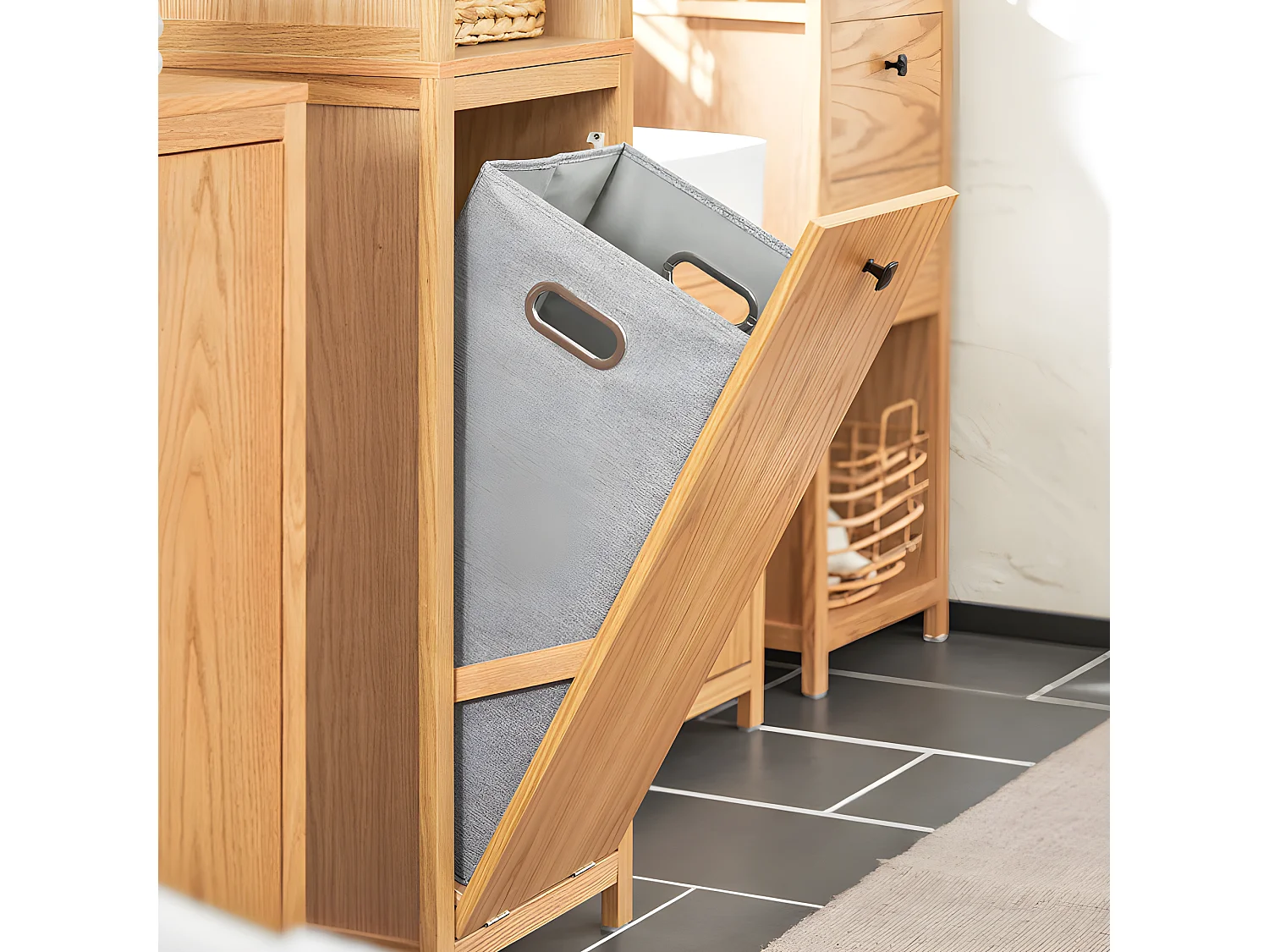 SoBuy BZR95-N Badkamerkast met Kantelbare Wasmand - Badkamer Kolomkast Staande Kast met Wasmanden Wit