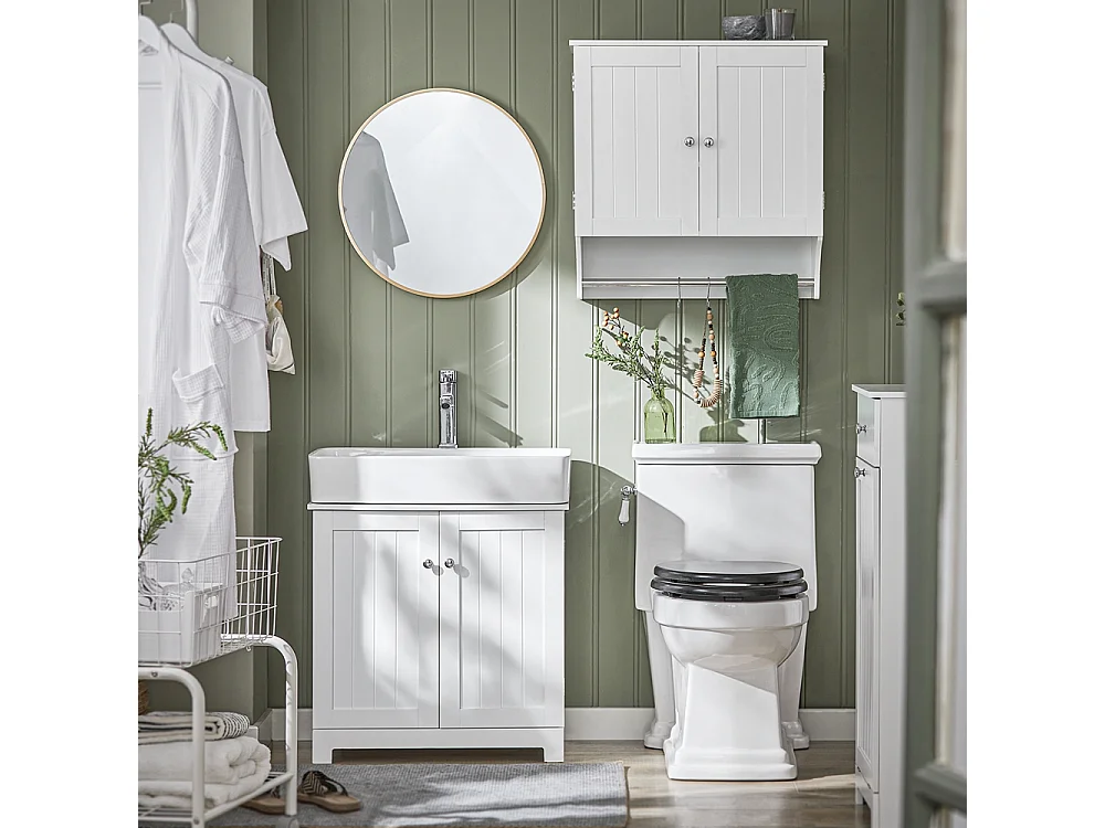 SoBuy BZR84-W Badkamerkast, Wandmontage Hoge Kast, Wandkast, Handdoekenrek Opbergkast met 2 Deuren, met 2 Verstelbare Planken