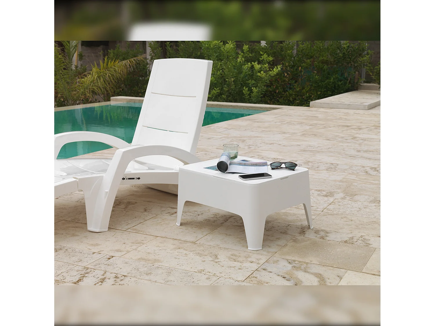 Table d'appoint alaska blanc 58 x 48 x 30