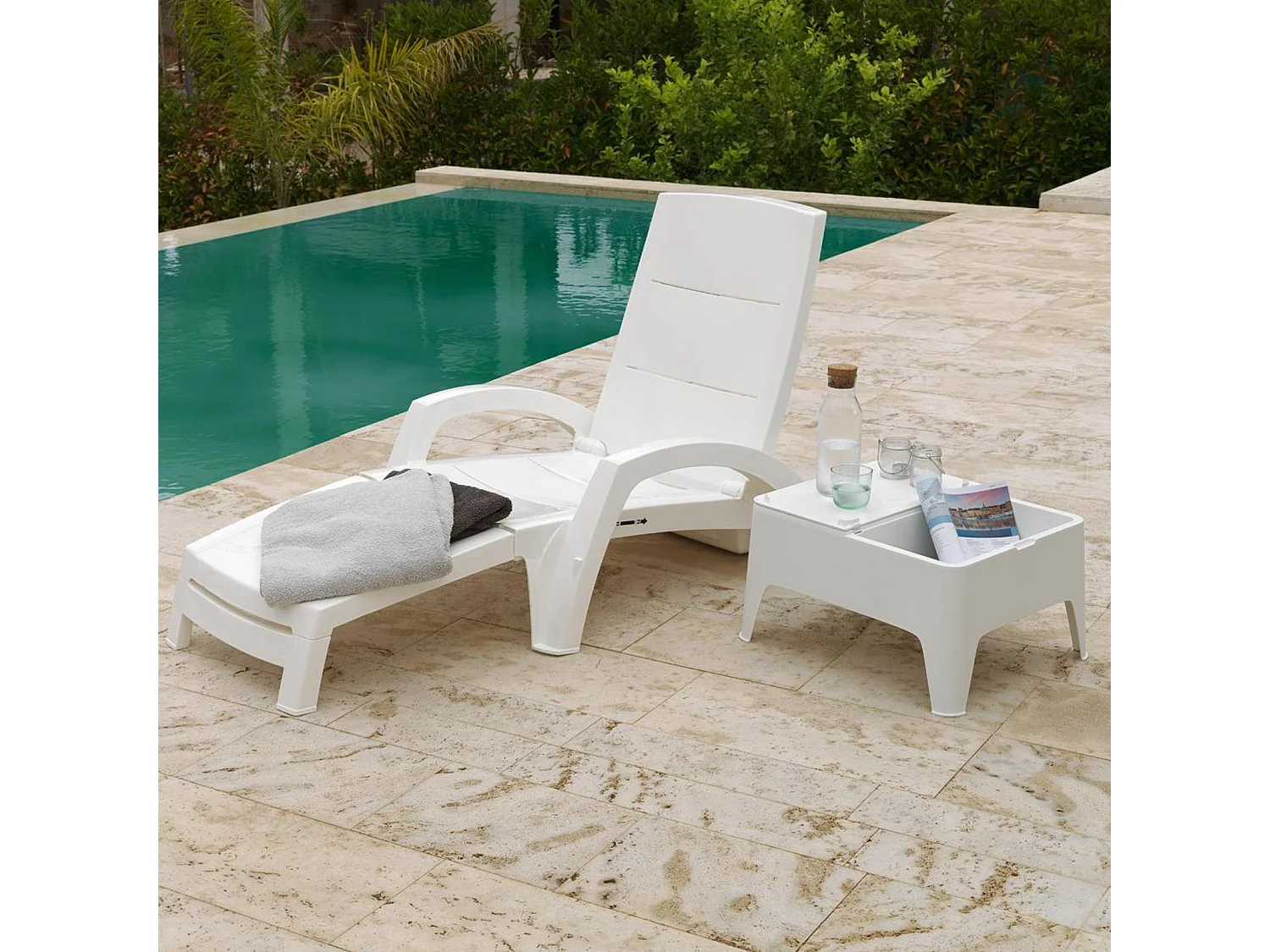 Table d'appoint d'extérieur Sp Berner Alaska 58x48x30 cm Table basse en résine avec compartiment de rangement