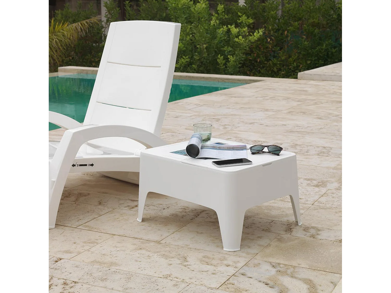 Table d'appoint d'extérieur Sp Berner Alaska 58x48x30 cm Table basse en résine avec compartiment de rangement