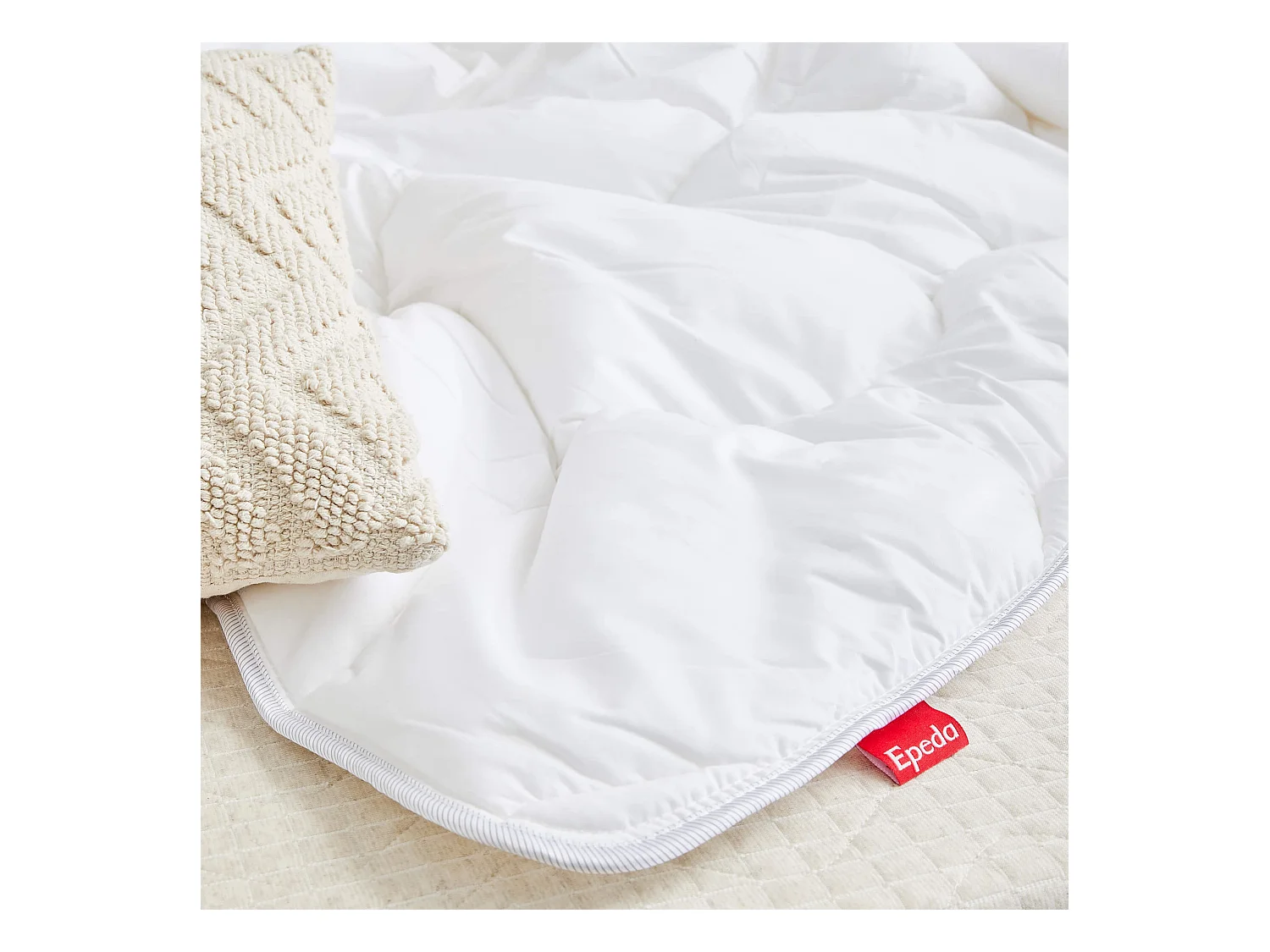 Couette Epeda Aloe Vera mi-saison anti-acariens 240x220