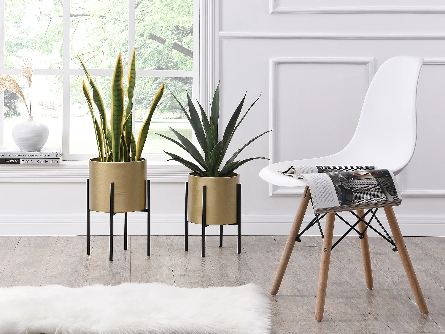 Juego de 2 macetas con patas de metal - D. 25 x Alt. 39 y D. 23 x Alt. 35.5 - Dorado y negro - EDMEE