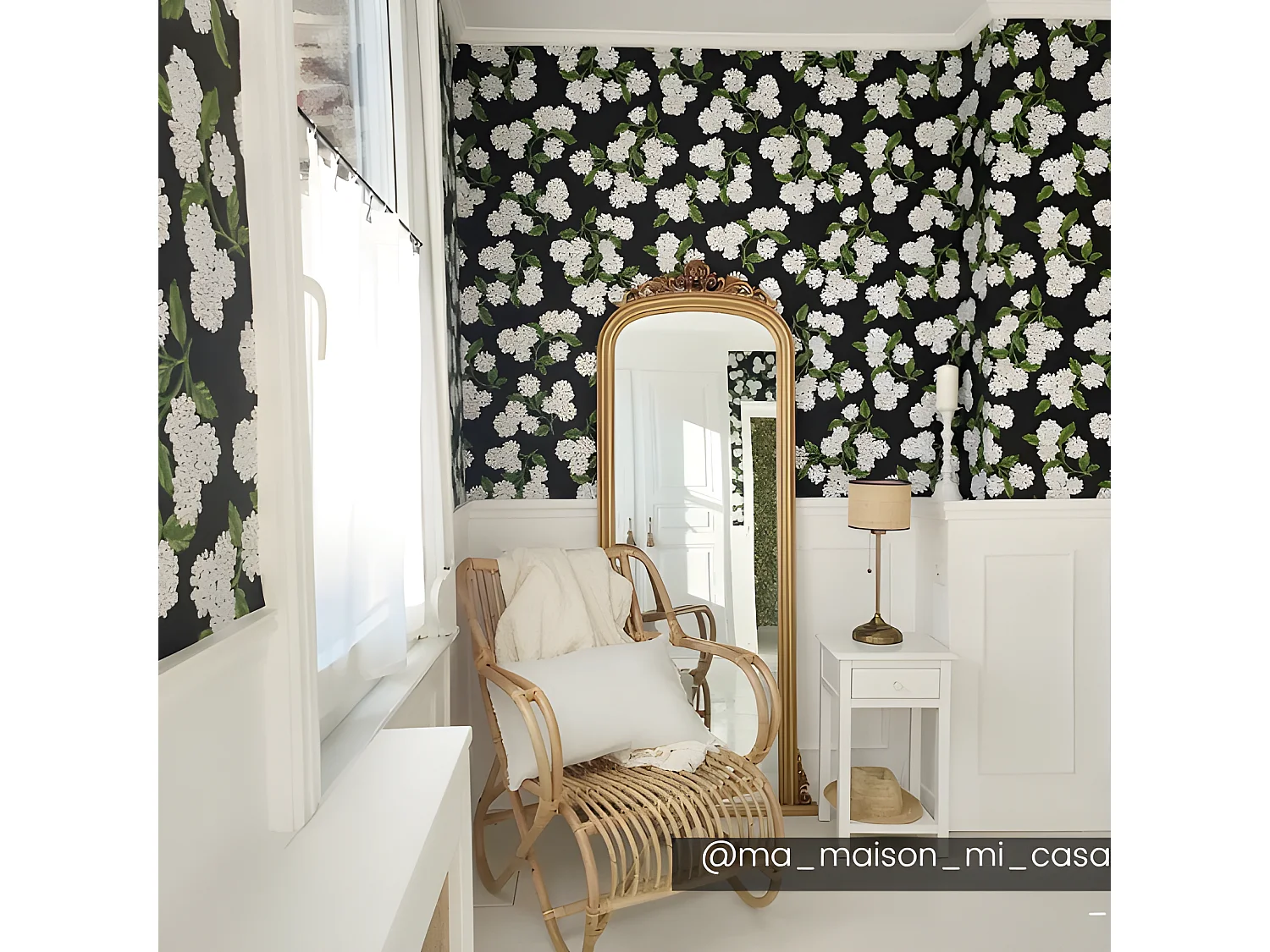 Stor vintagespegel i guldfärgad kejsarträd 180 cm MERRY